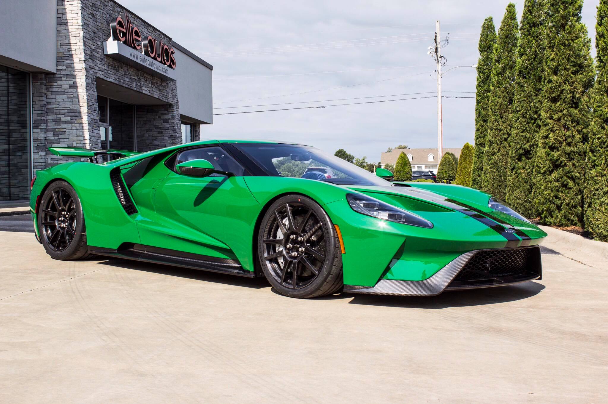2017-Ford-GT-8.jpg
