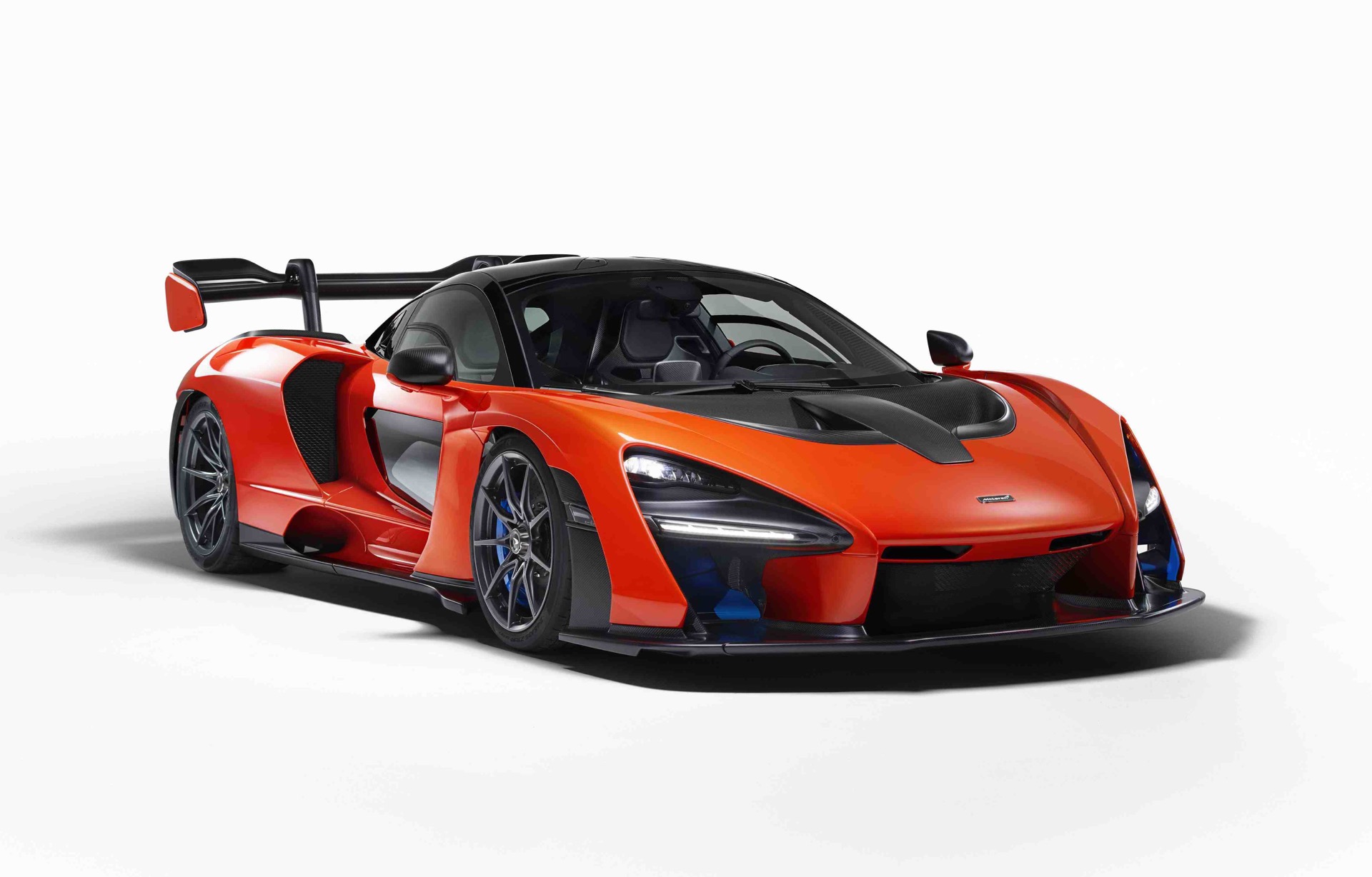 Машина MCLAREN Senna MCLAREN