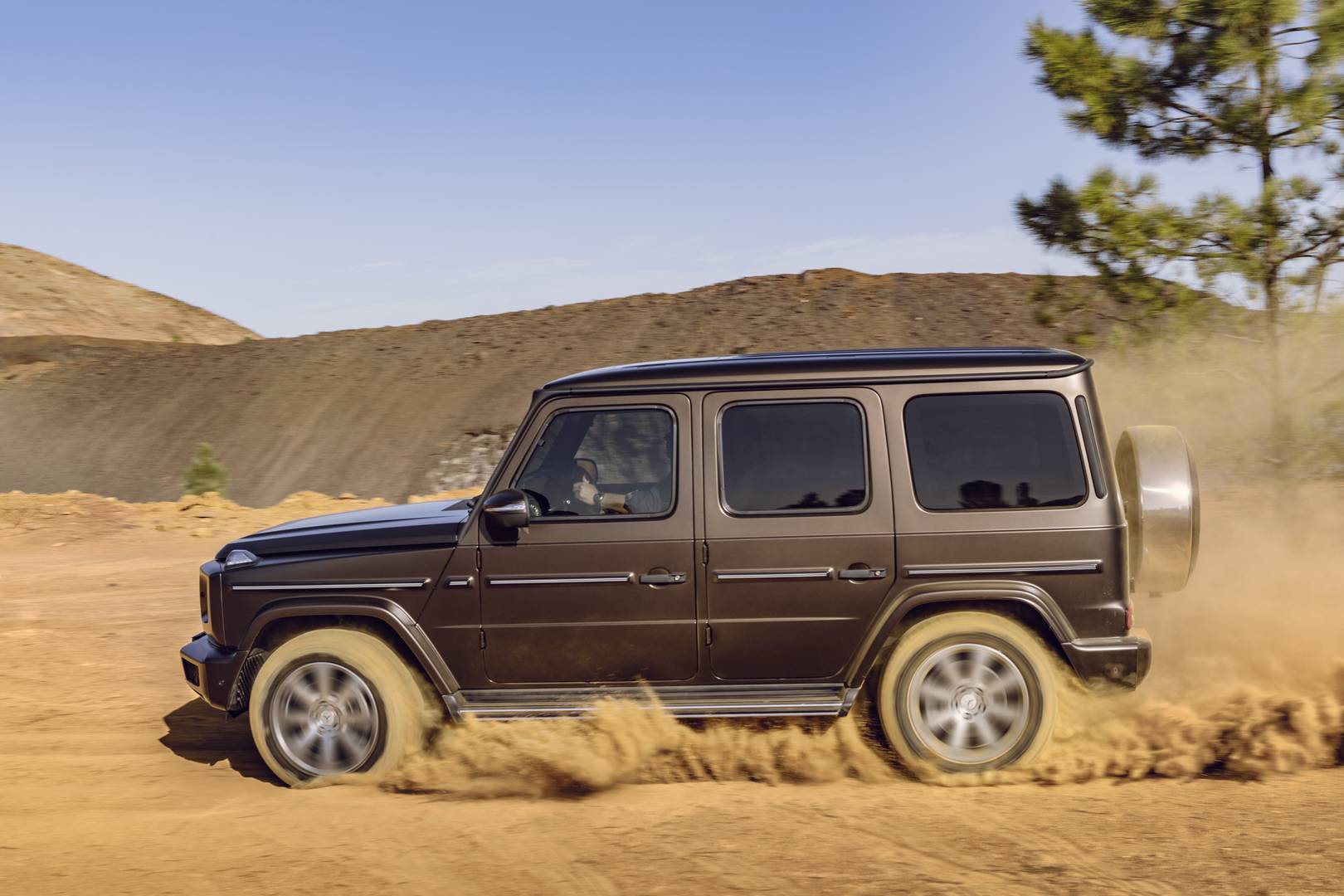 Official 2018 MercedesBenz GClass GTspirit