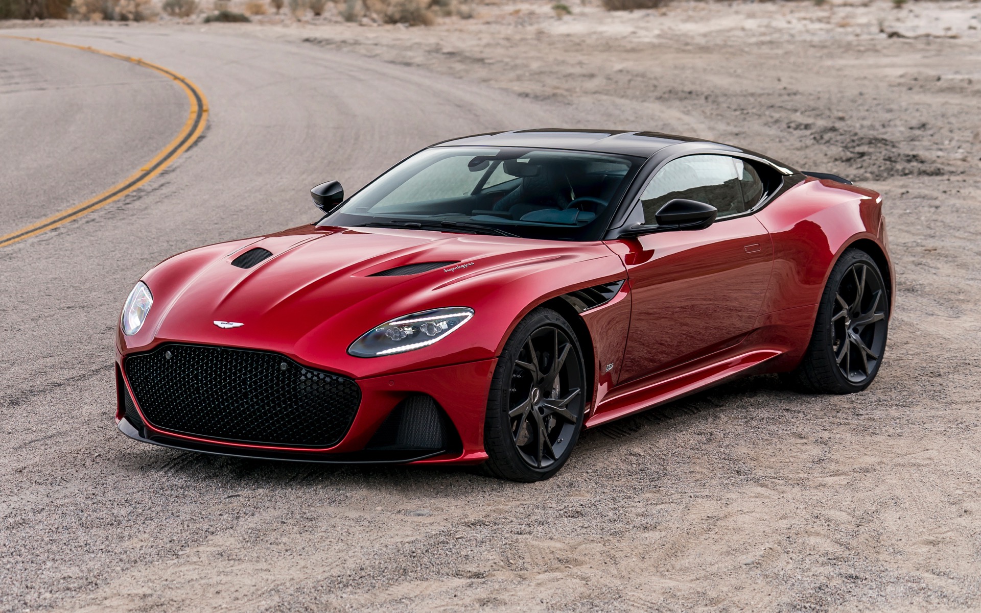 Aston-Martin-DBS-Superleggera.jpg