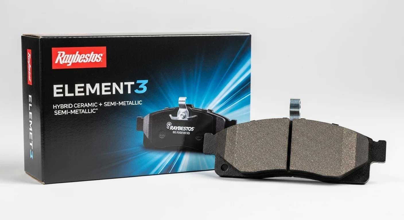 Caja de balatas Raybestos Element3 con tecnología híbrida de cerámica y semimetálica.
