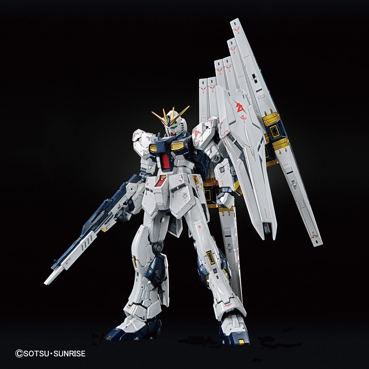 RG νガンダム　チタニウムフィニッシュ ガンダムベース限定　未組立 Amazon | RG 1/144 ガンダムベース限定 νガンダム[チタニウム
