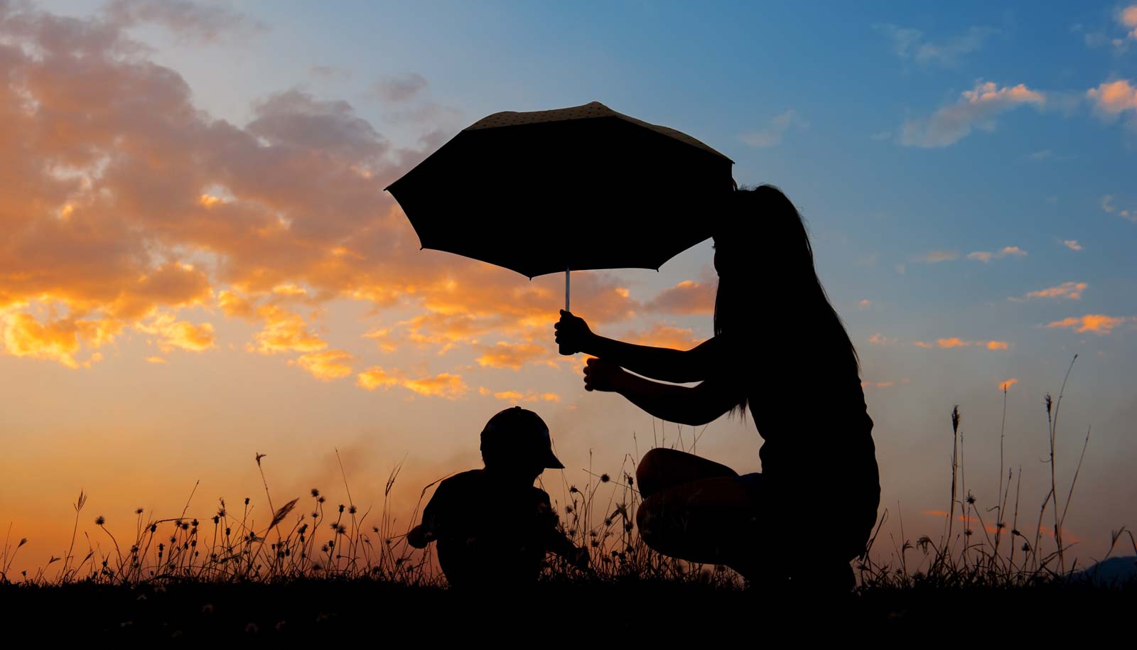 umbrella-insurance5 Family with umbrella insurance