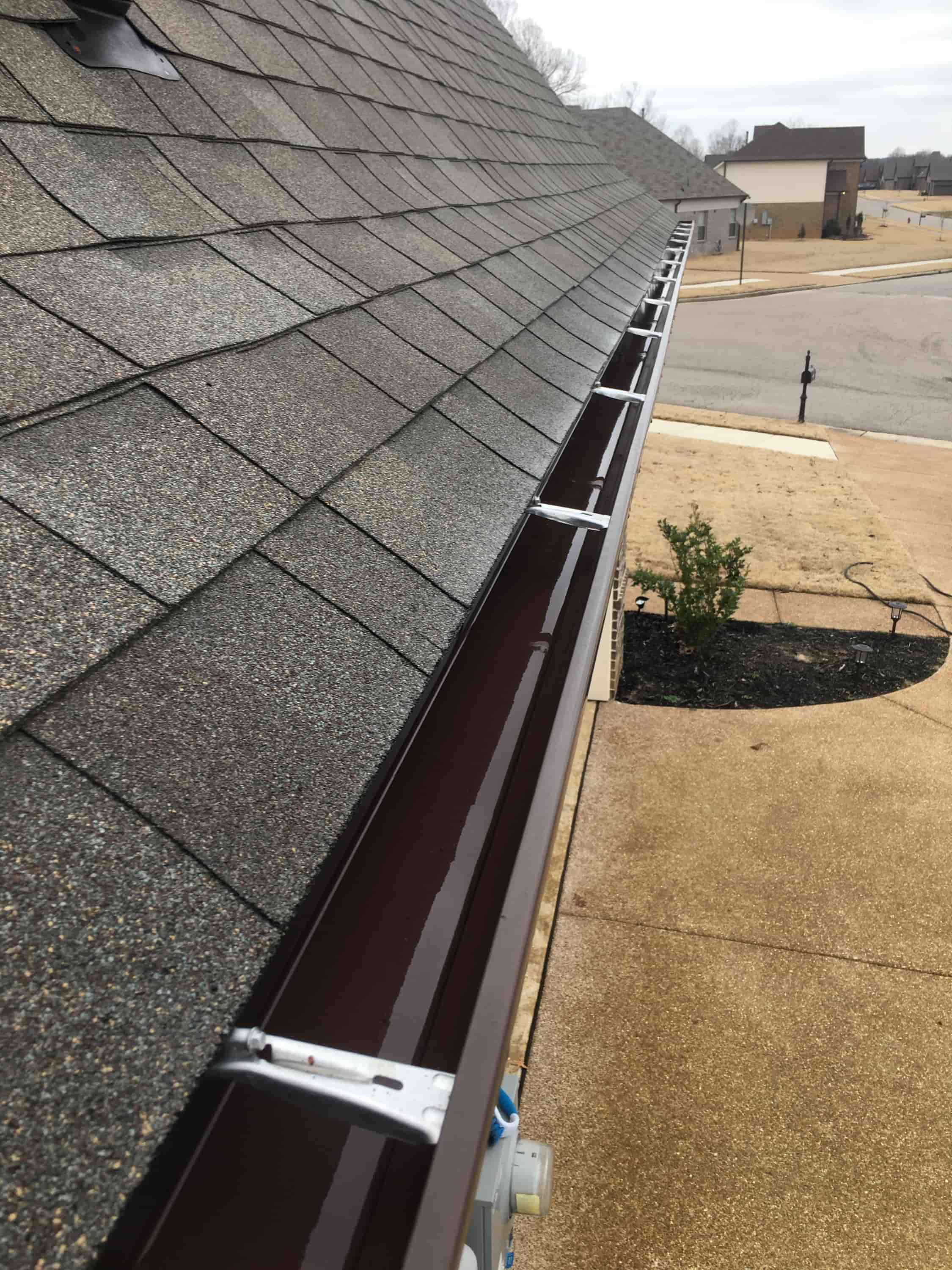 best gutter cleaning company near me