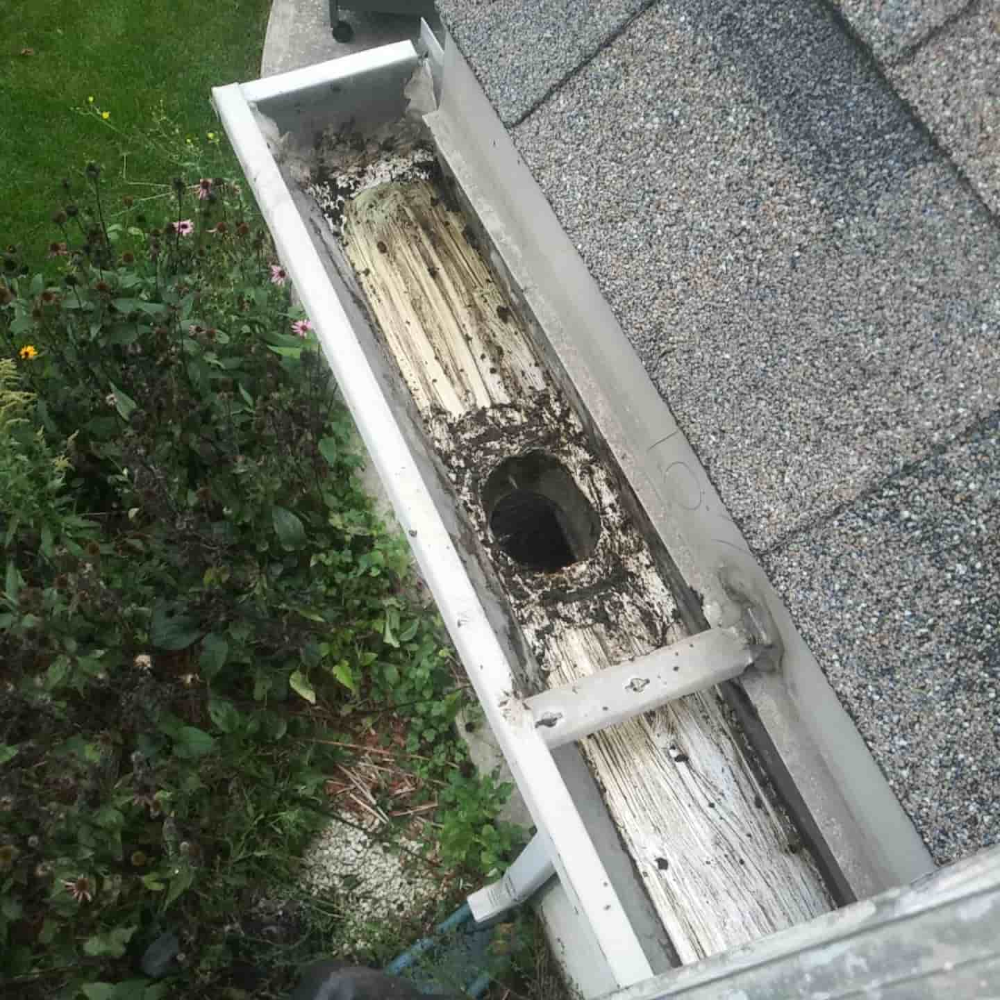 gutter cleaning cost calculator