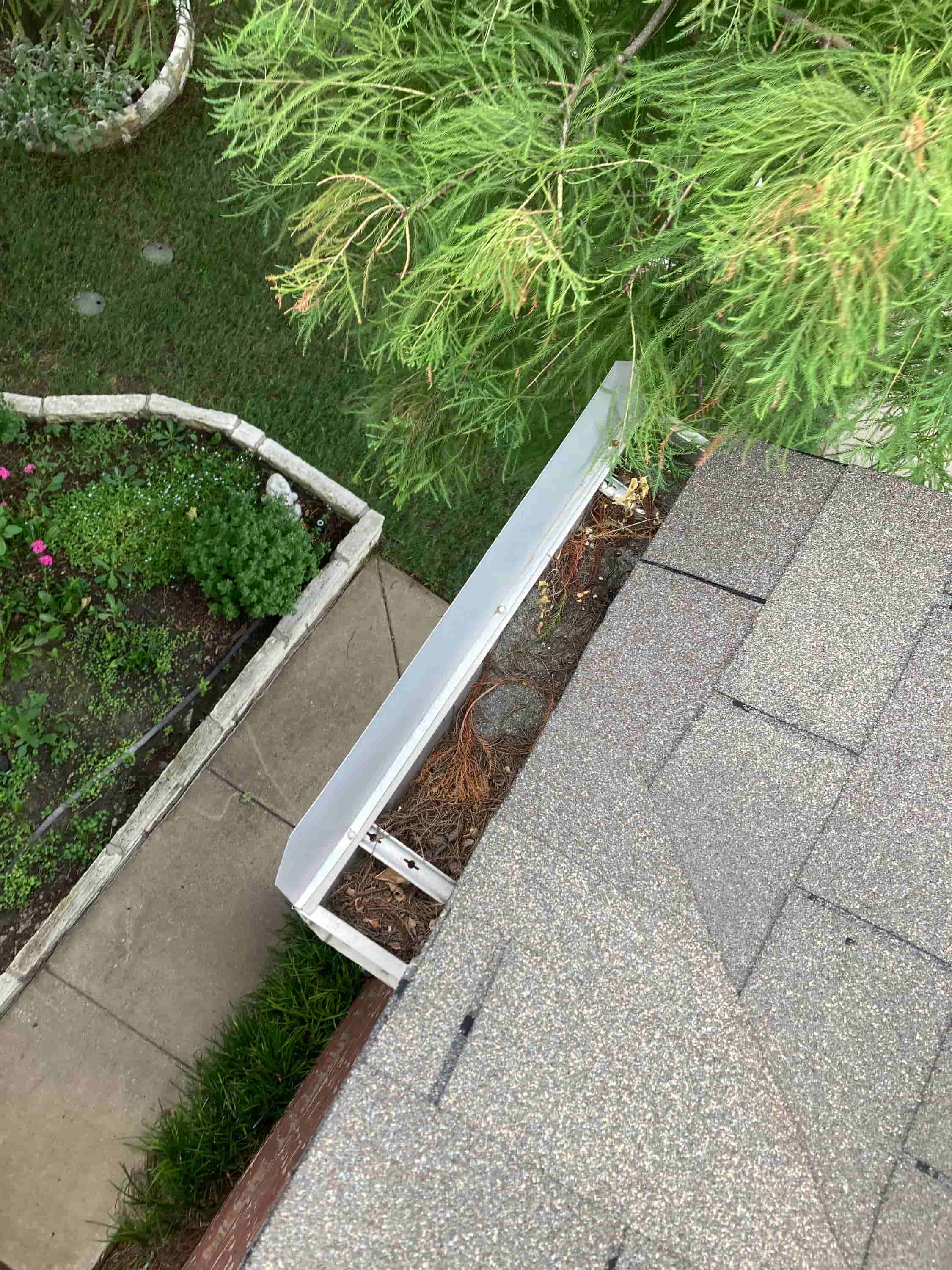 gutter cleaning service near me