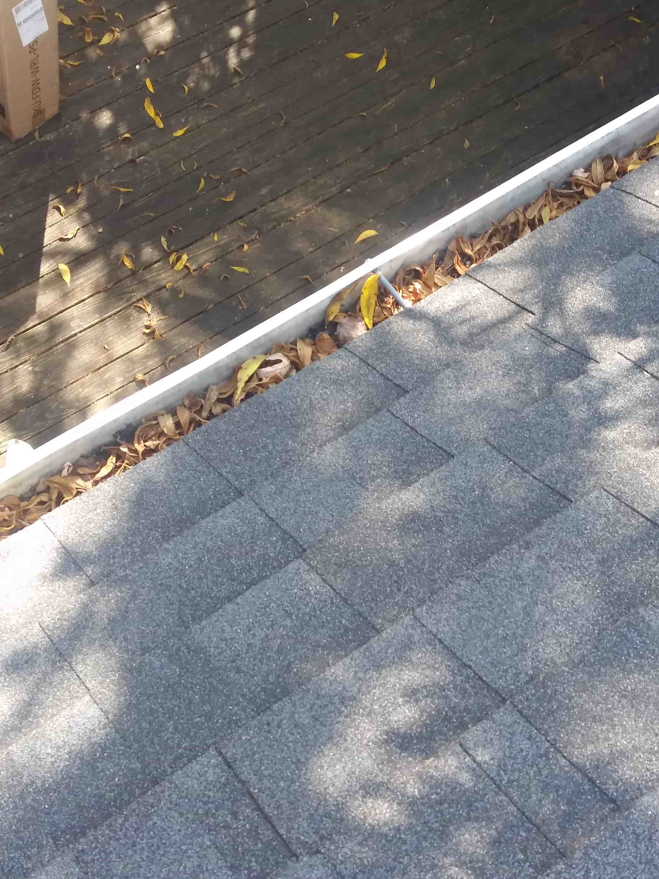 gutter cleaning and repair near me