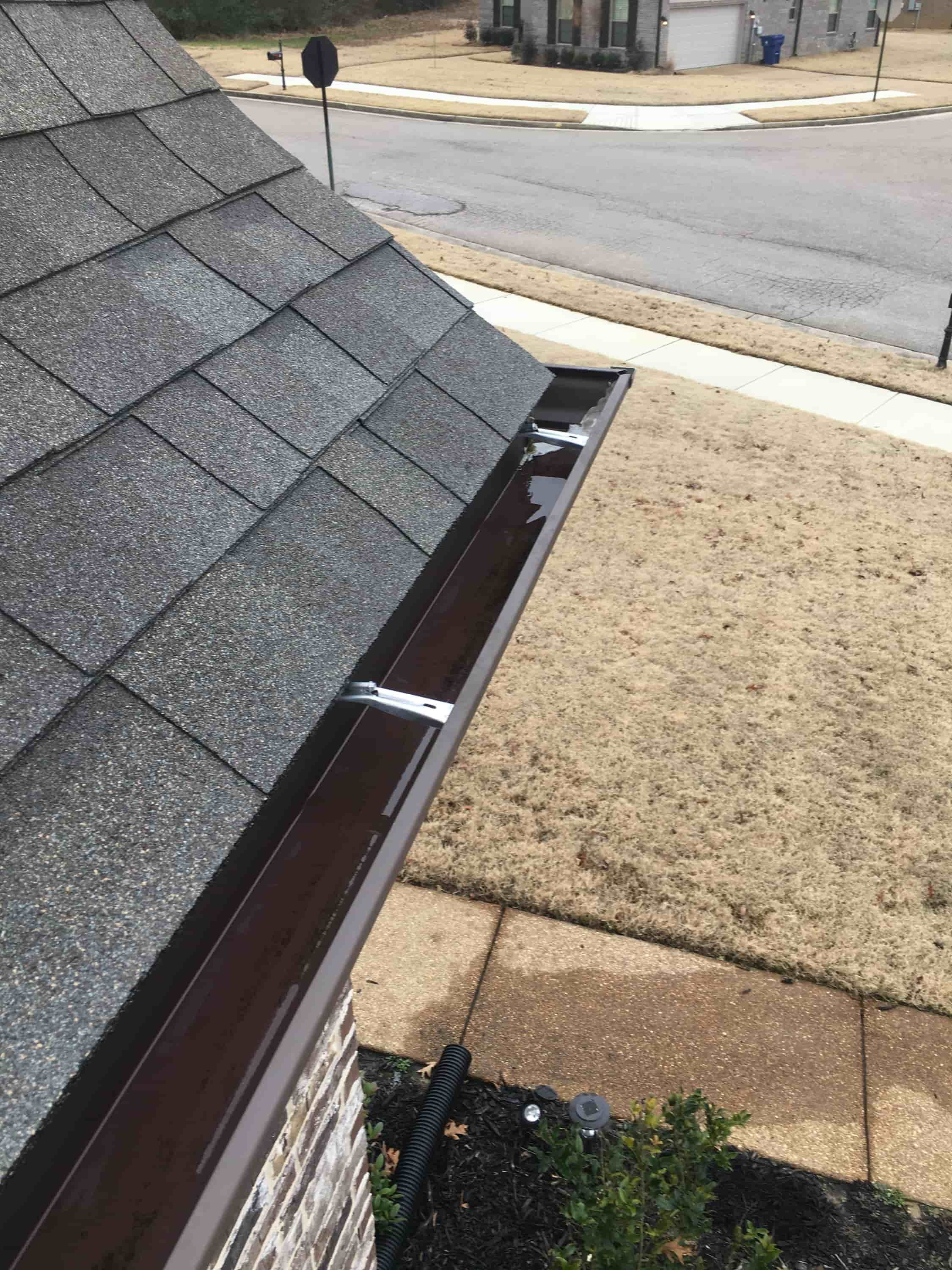 keep leaves out of gutters