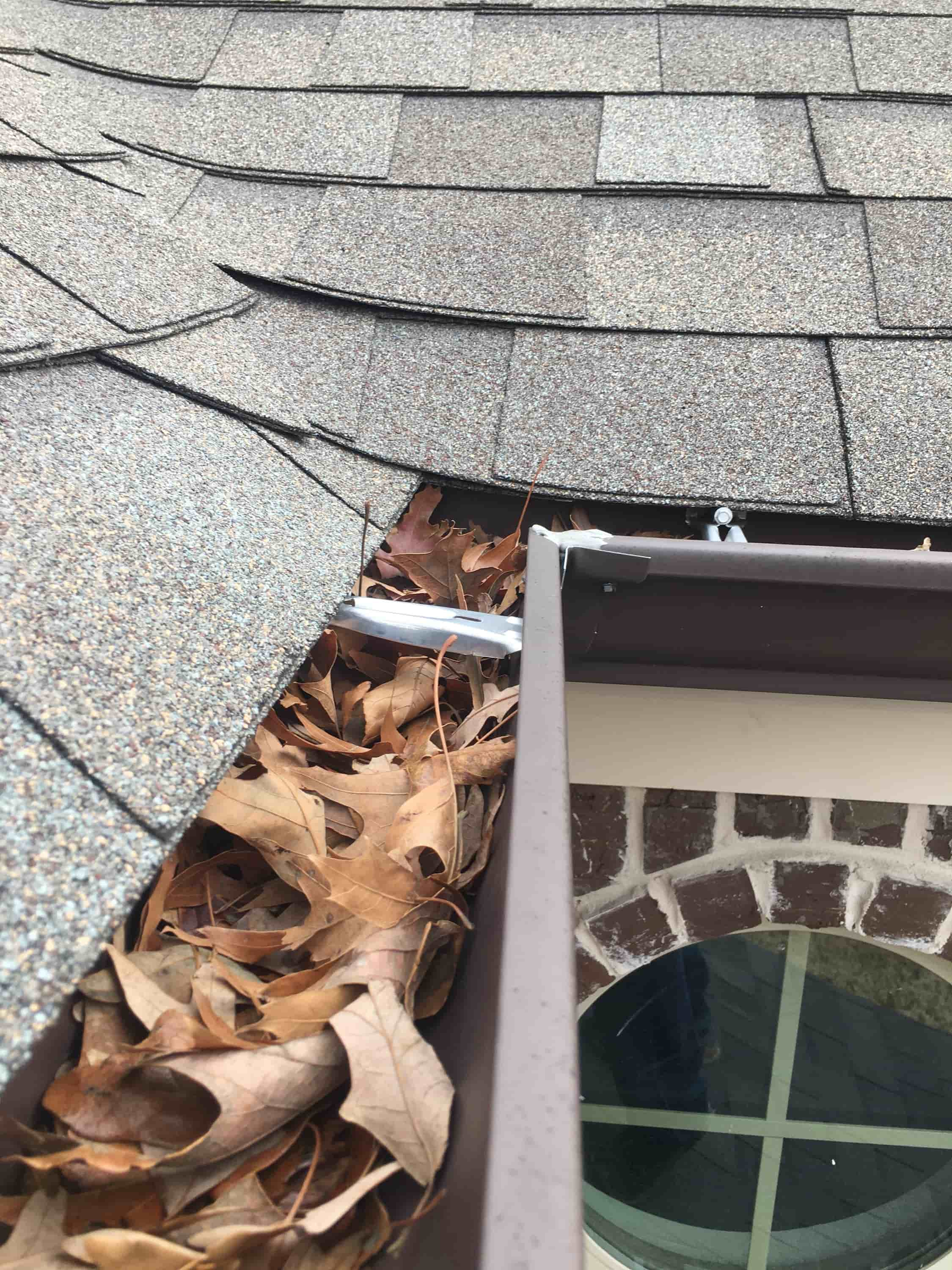 gutter cleaning description