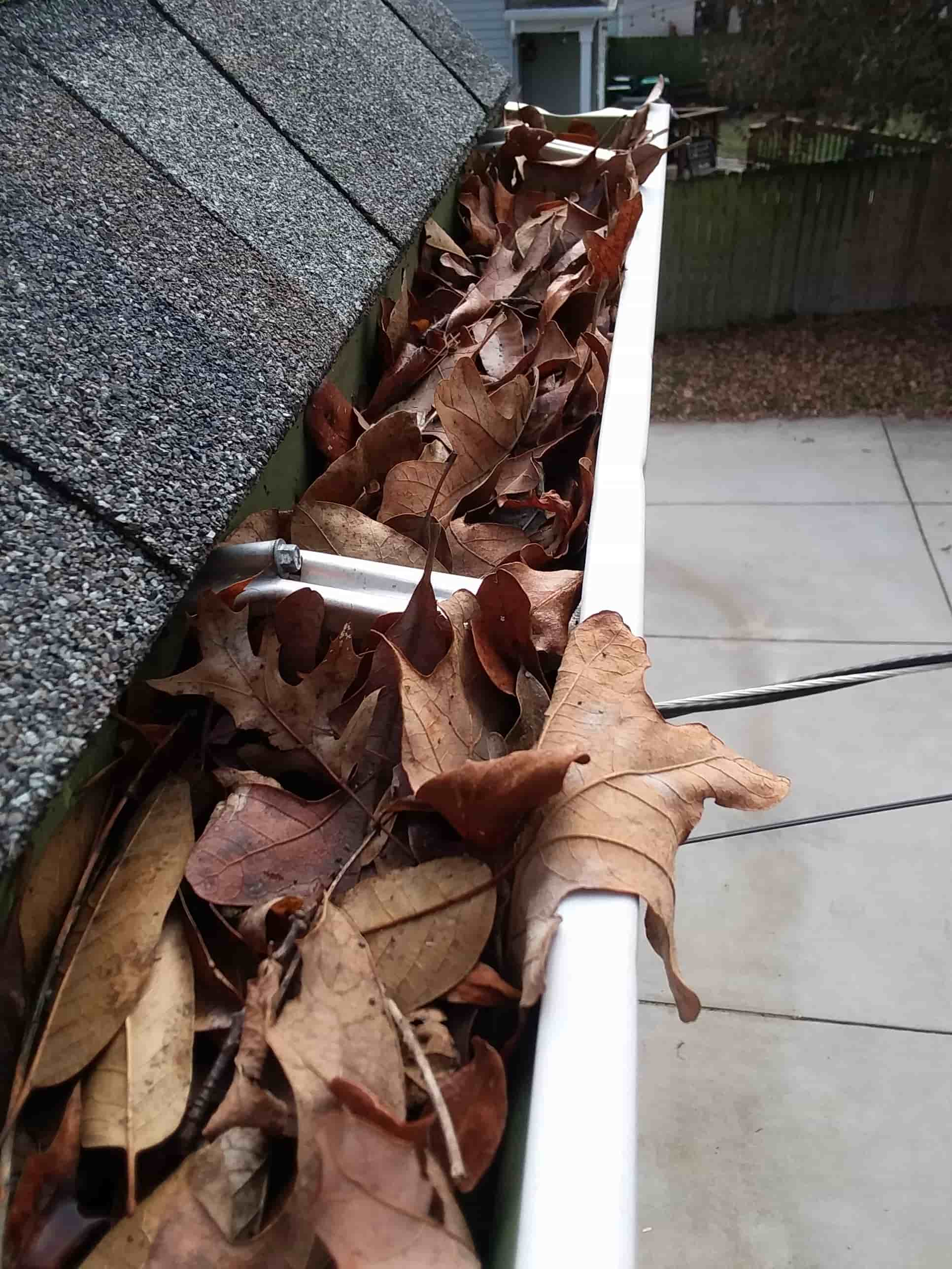 gutter cleaning cleaning