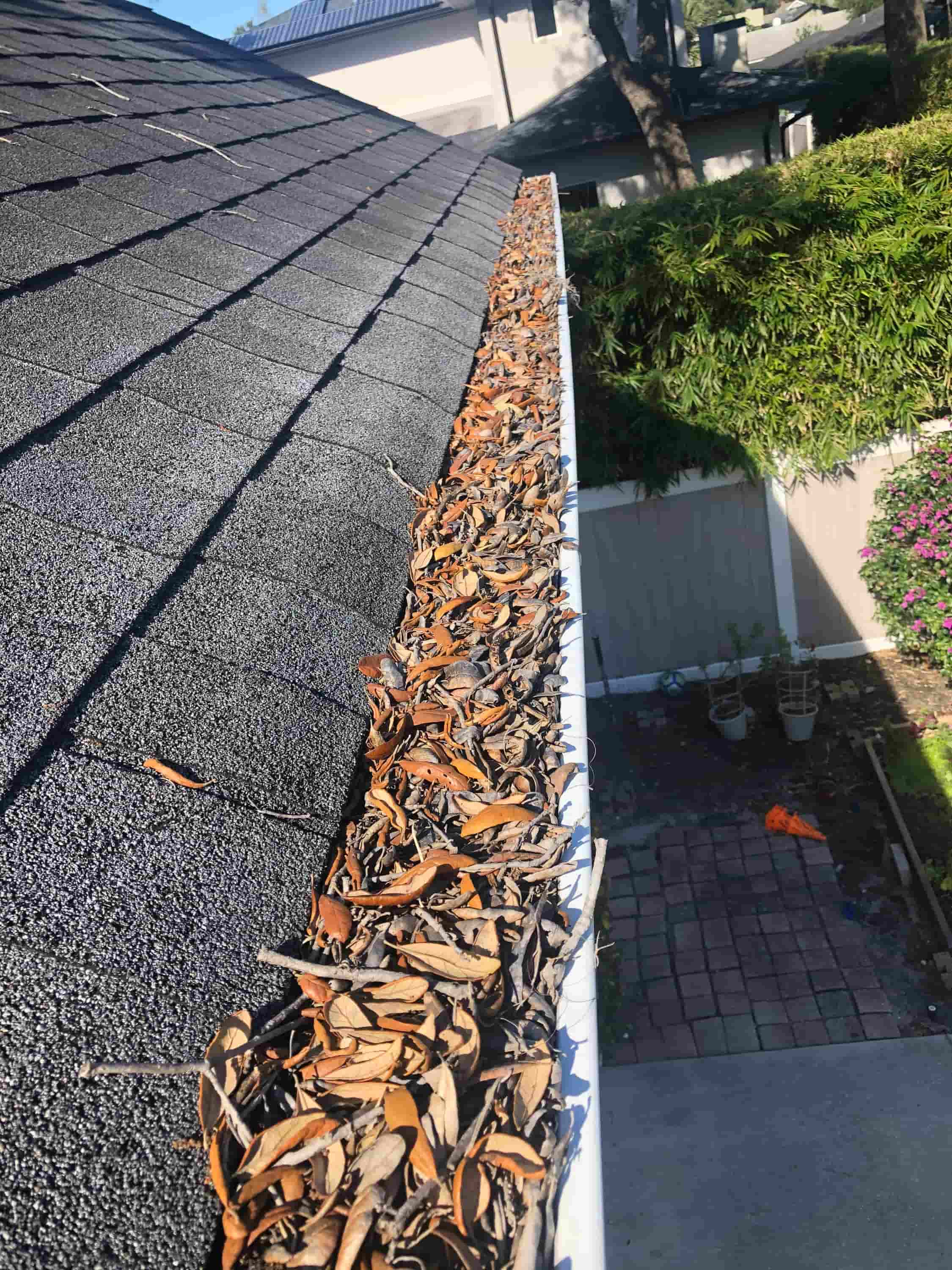 blow leaves out of gutters