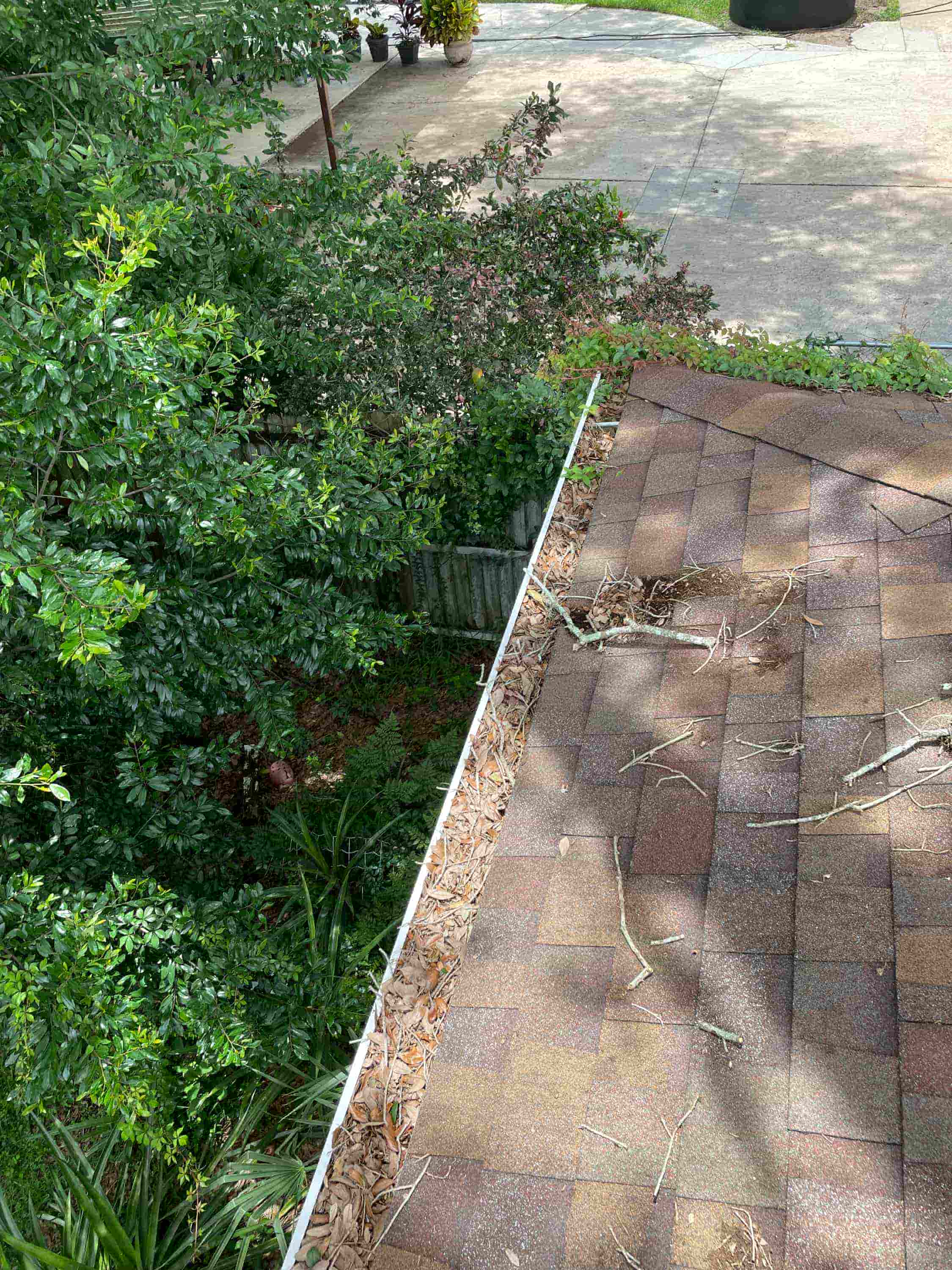 easy way to clean high gutters