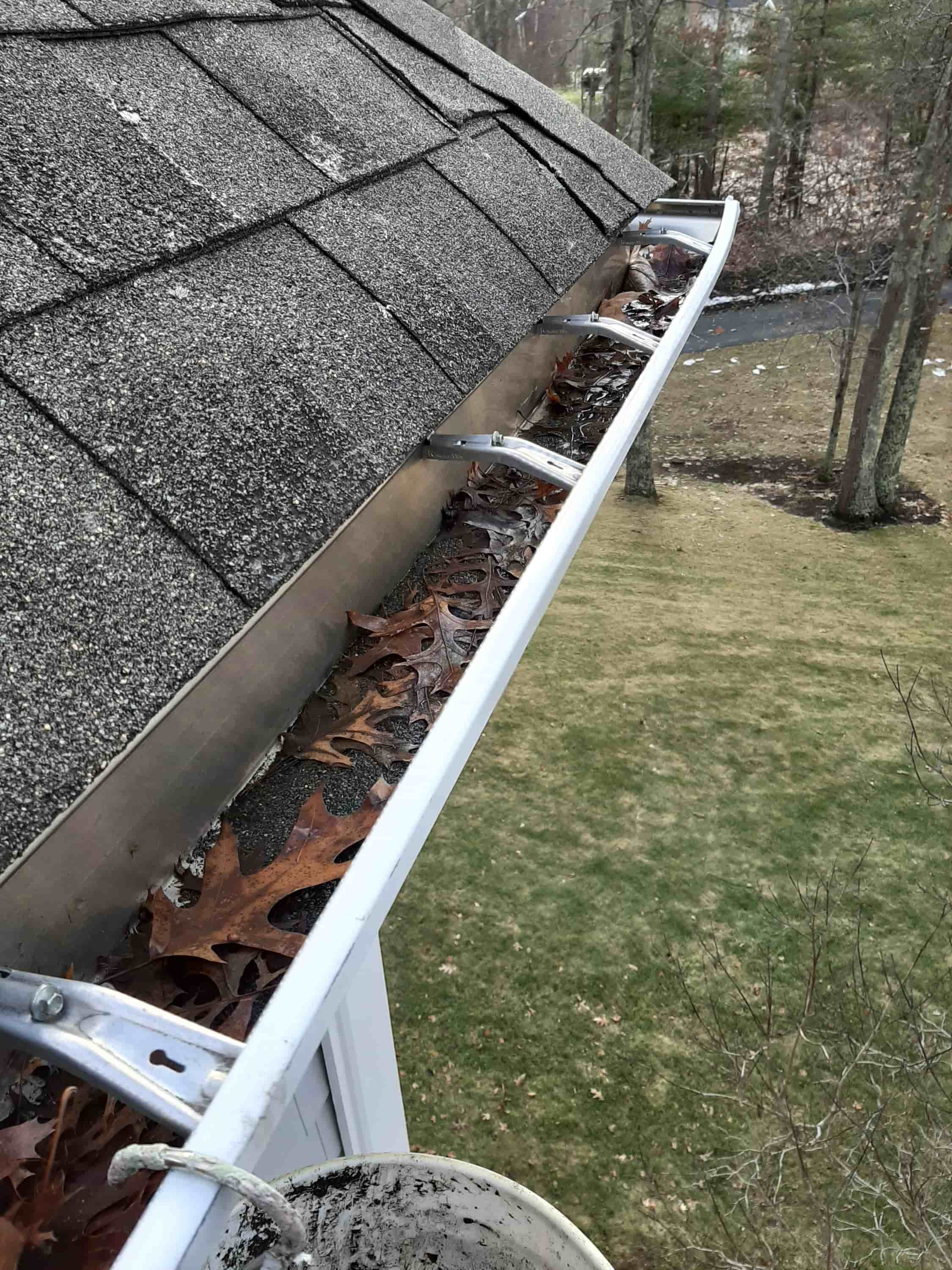 clean gutters service