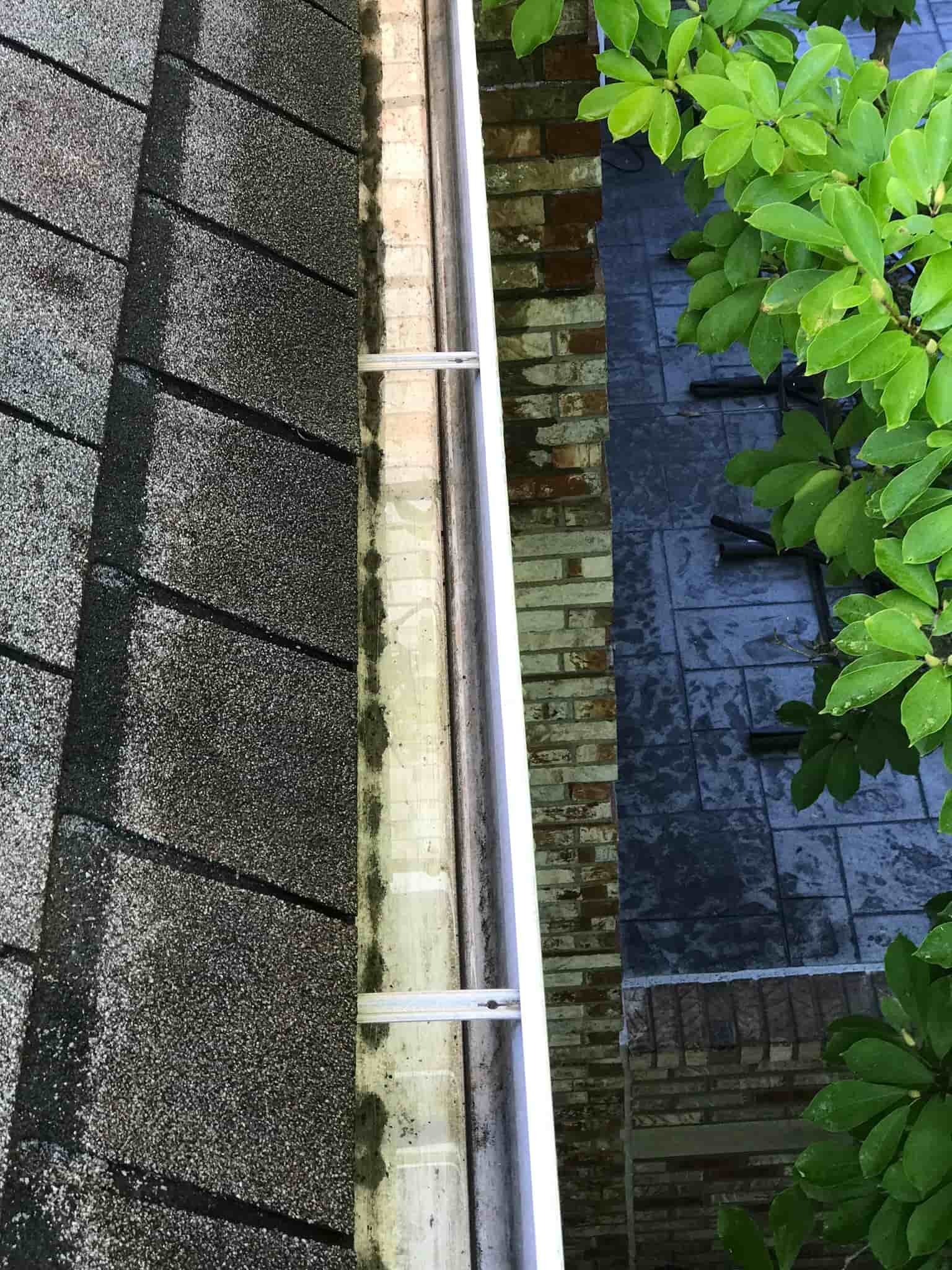 clean gutters without ladder