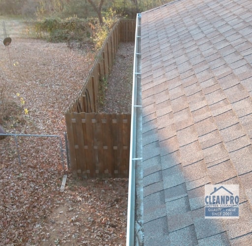 clean gutter from upstairs window