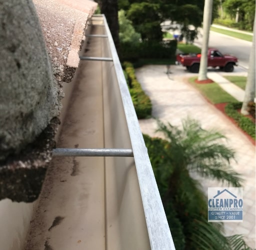 gutter cleaning diy