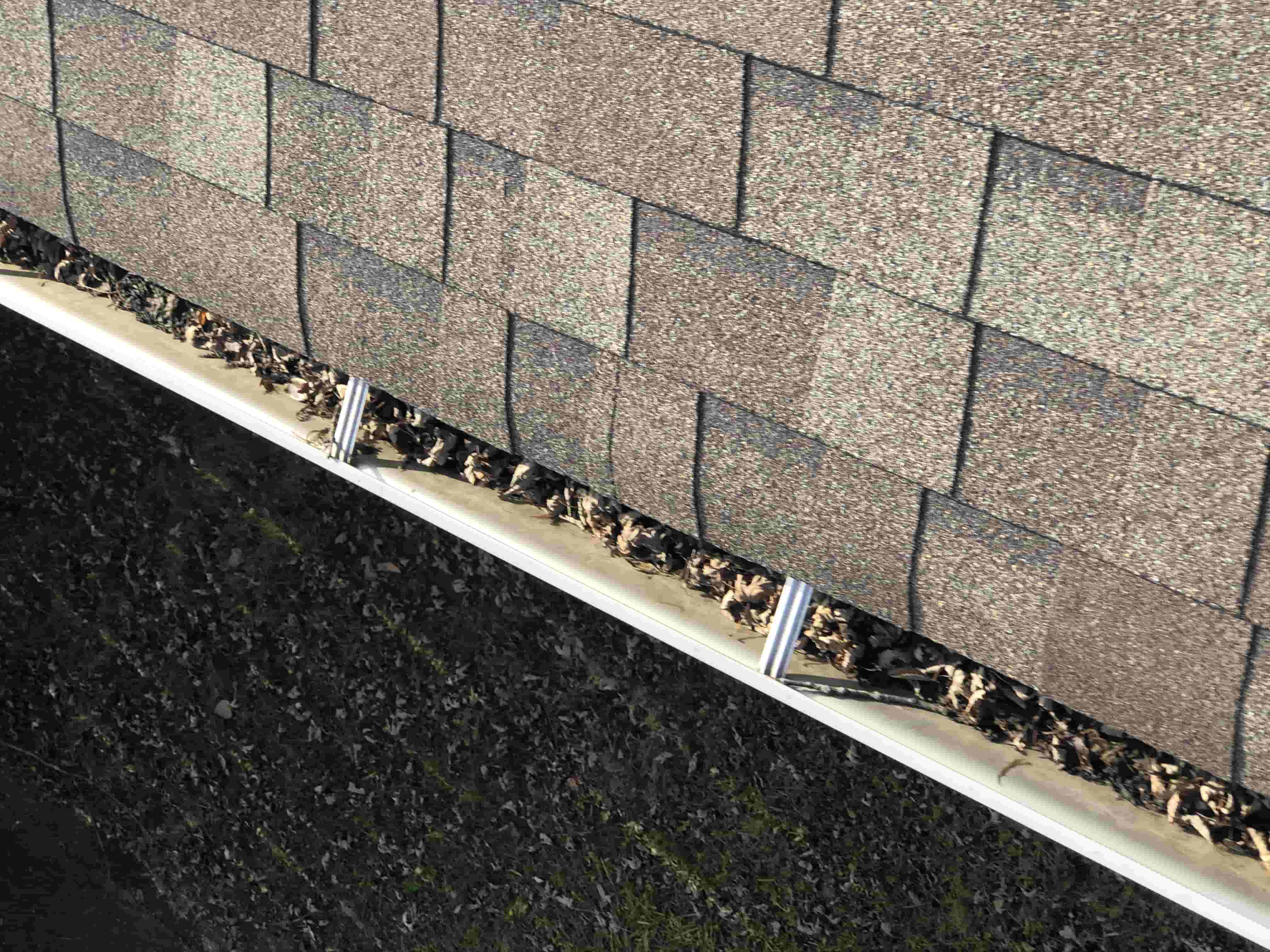 how to clean gutter guards