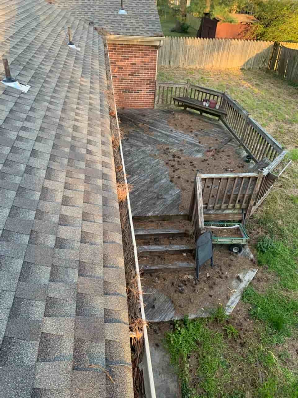 how to unclog gutters