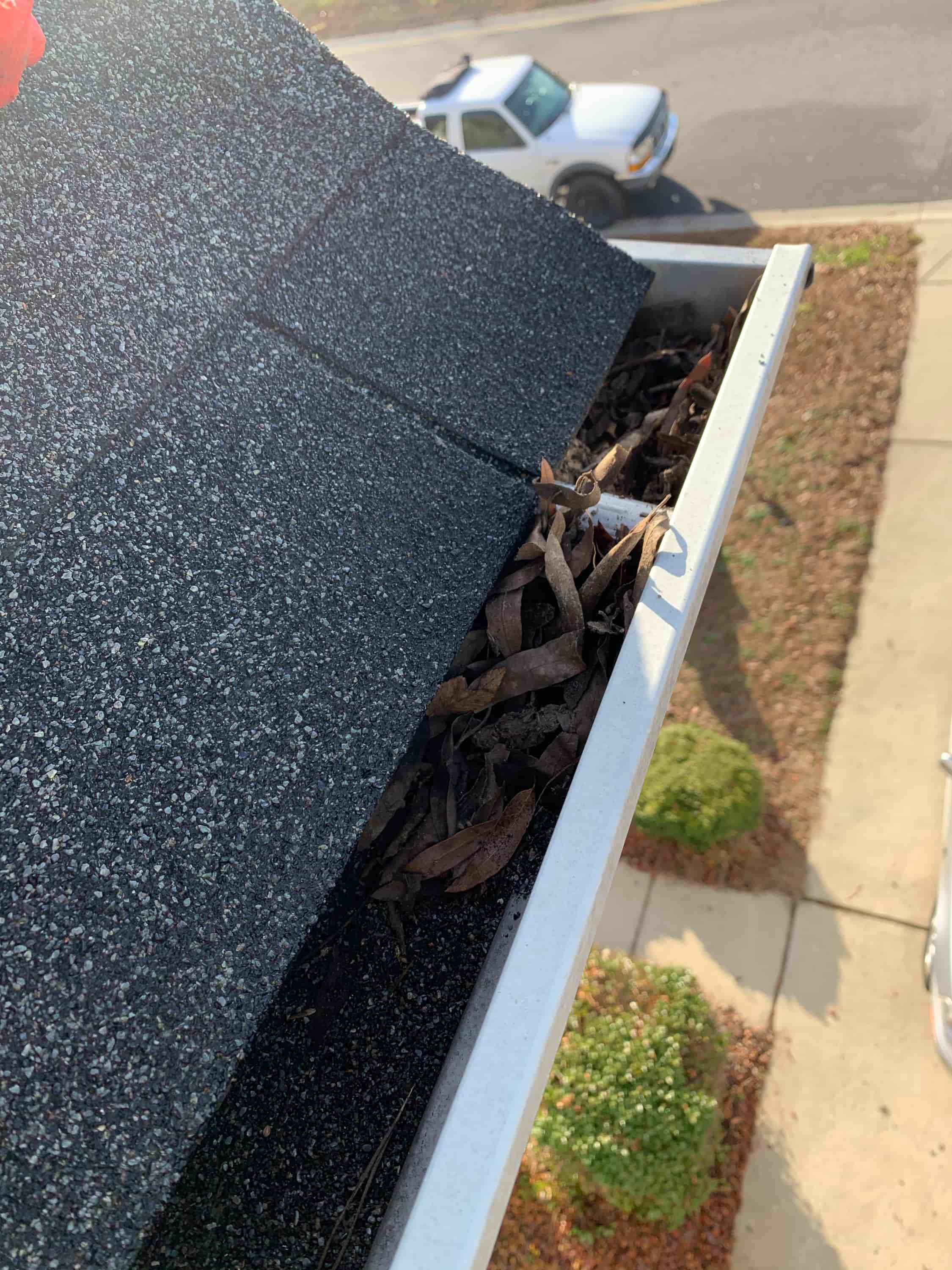 gutter cleaning and painting