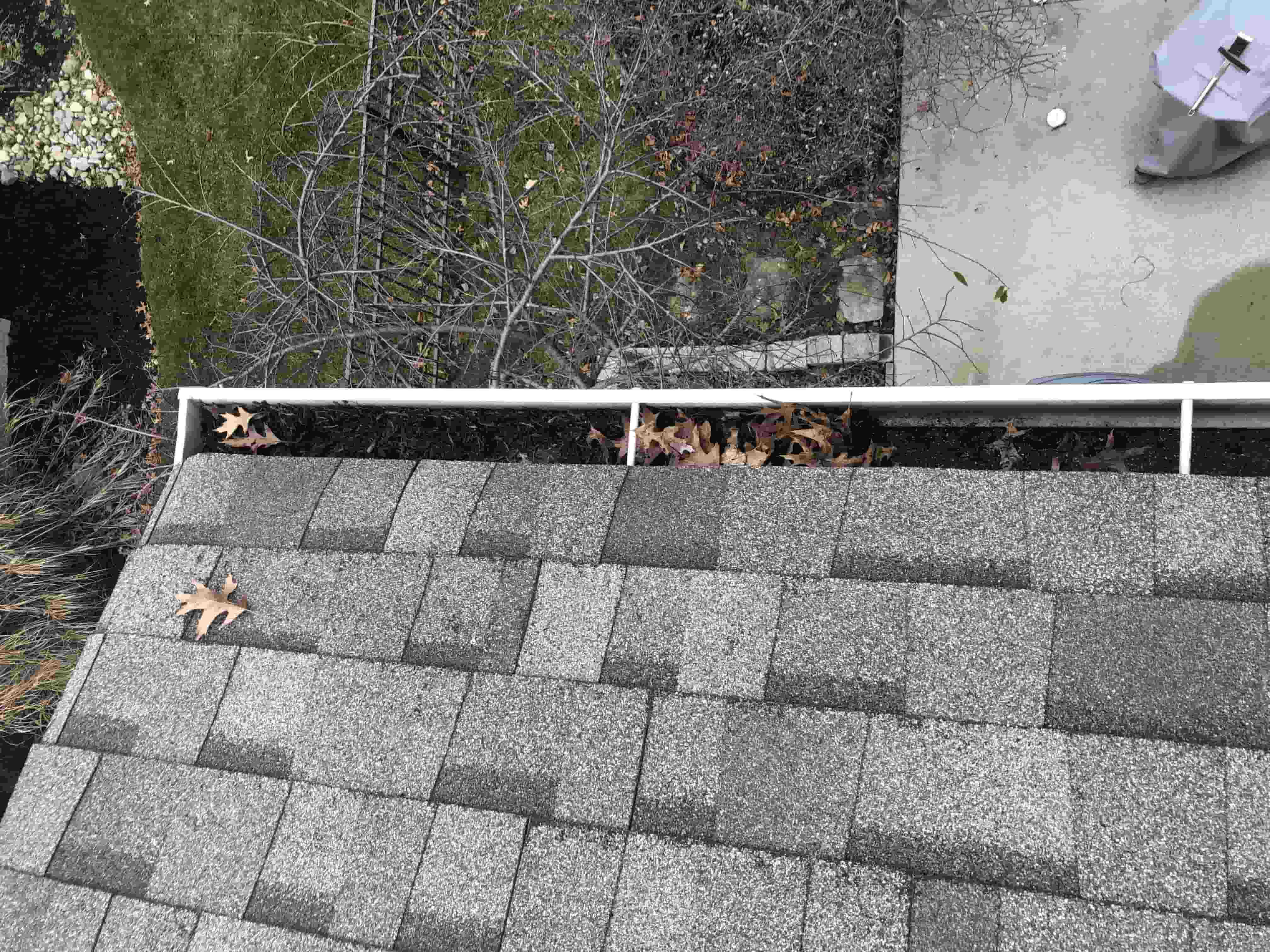 rain gutter cleaning and repair