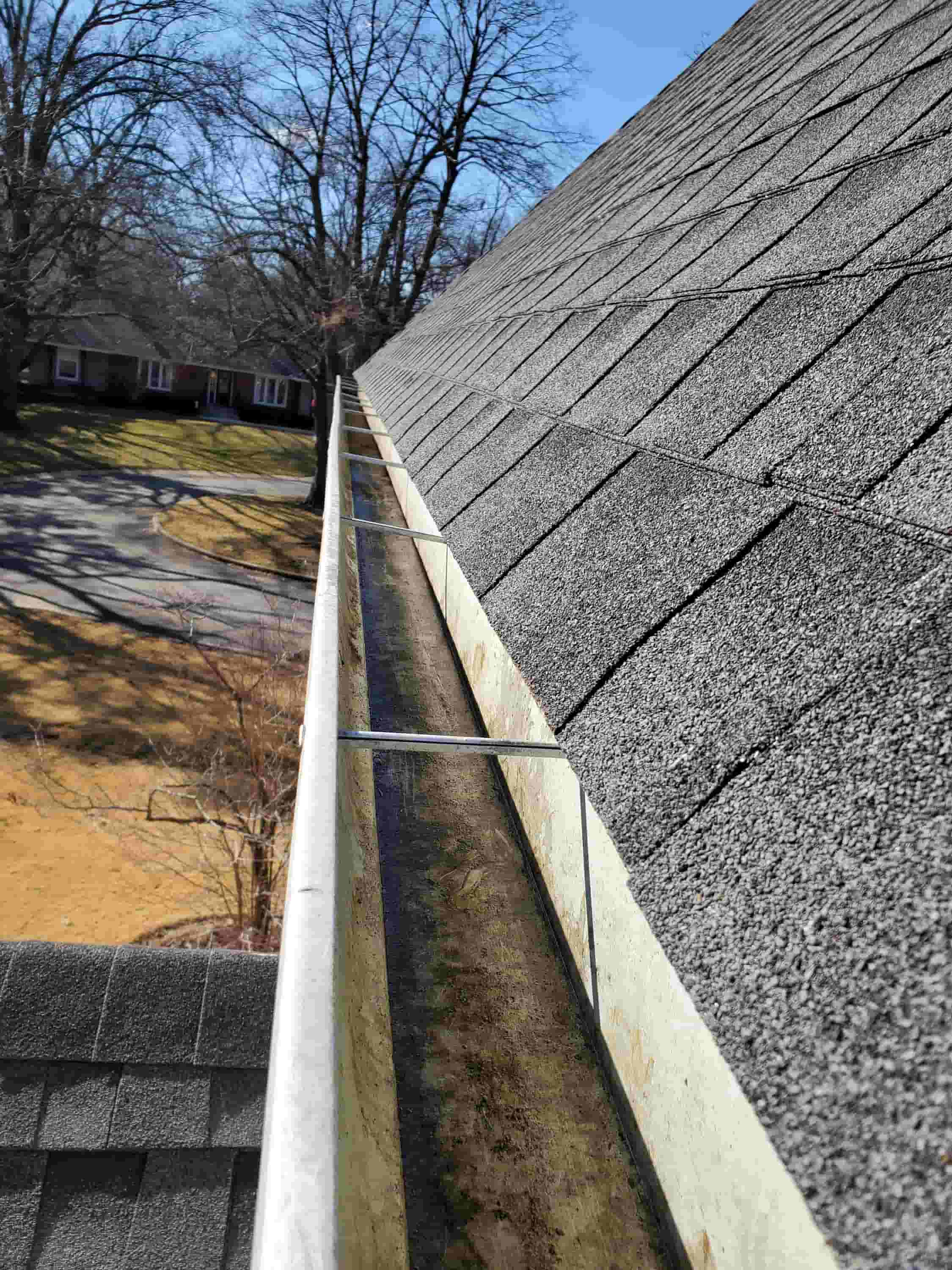 safe way to clean gutters