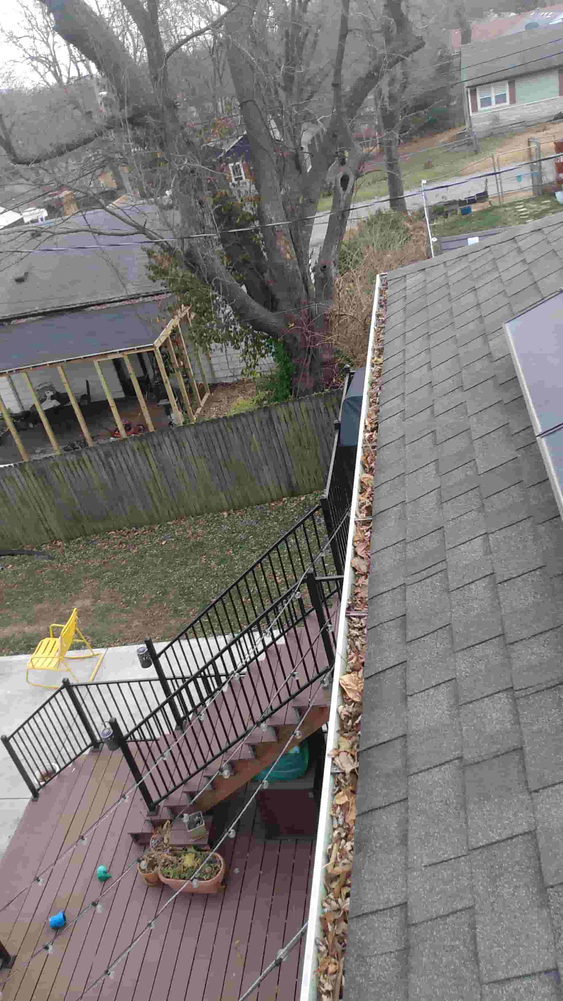 ladder to clean gutters