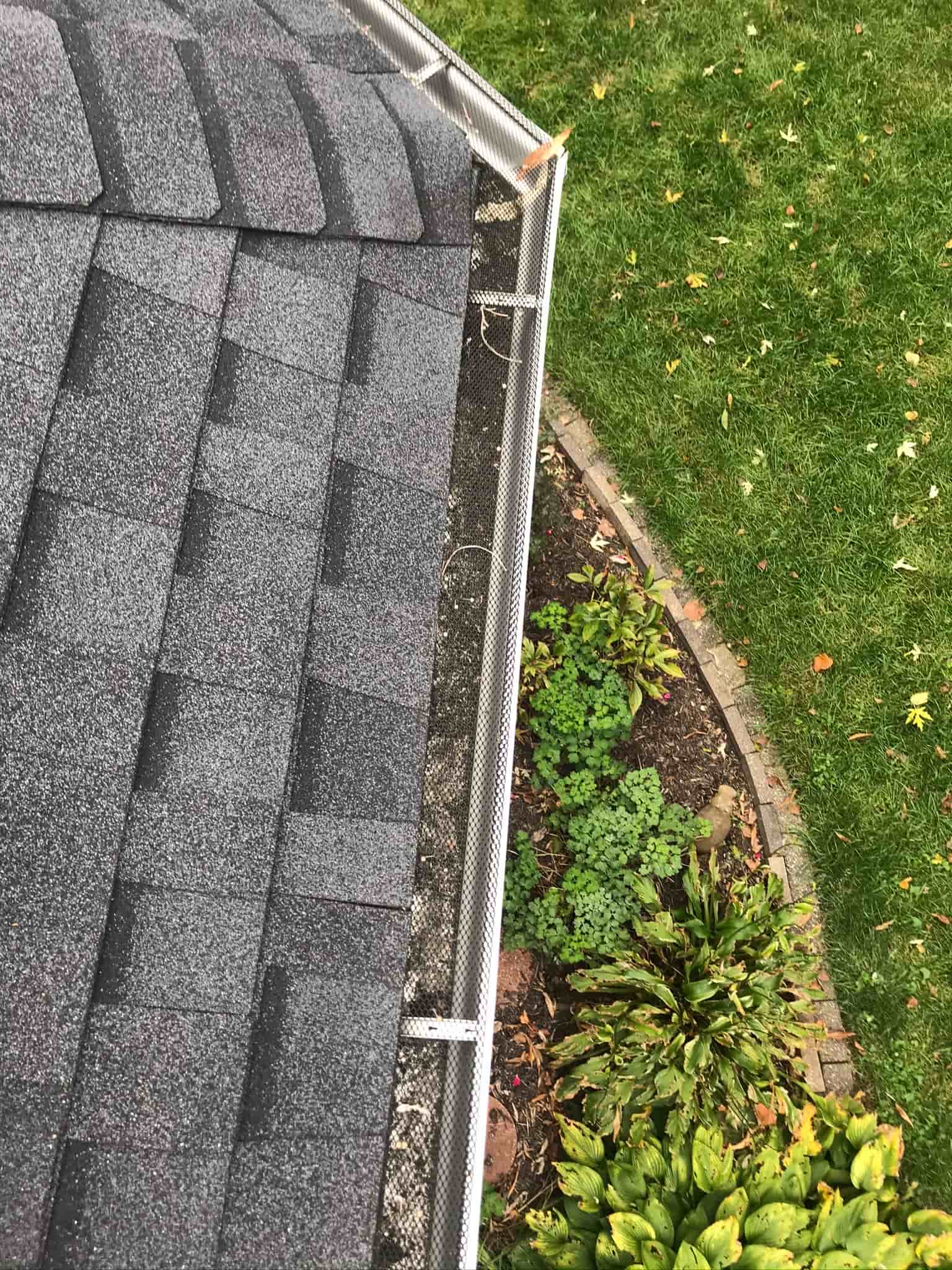 blow leaves out of gutters