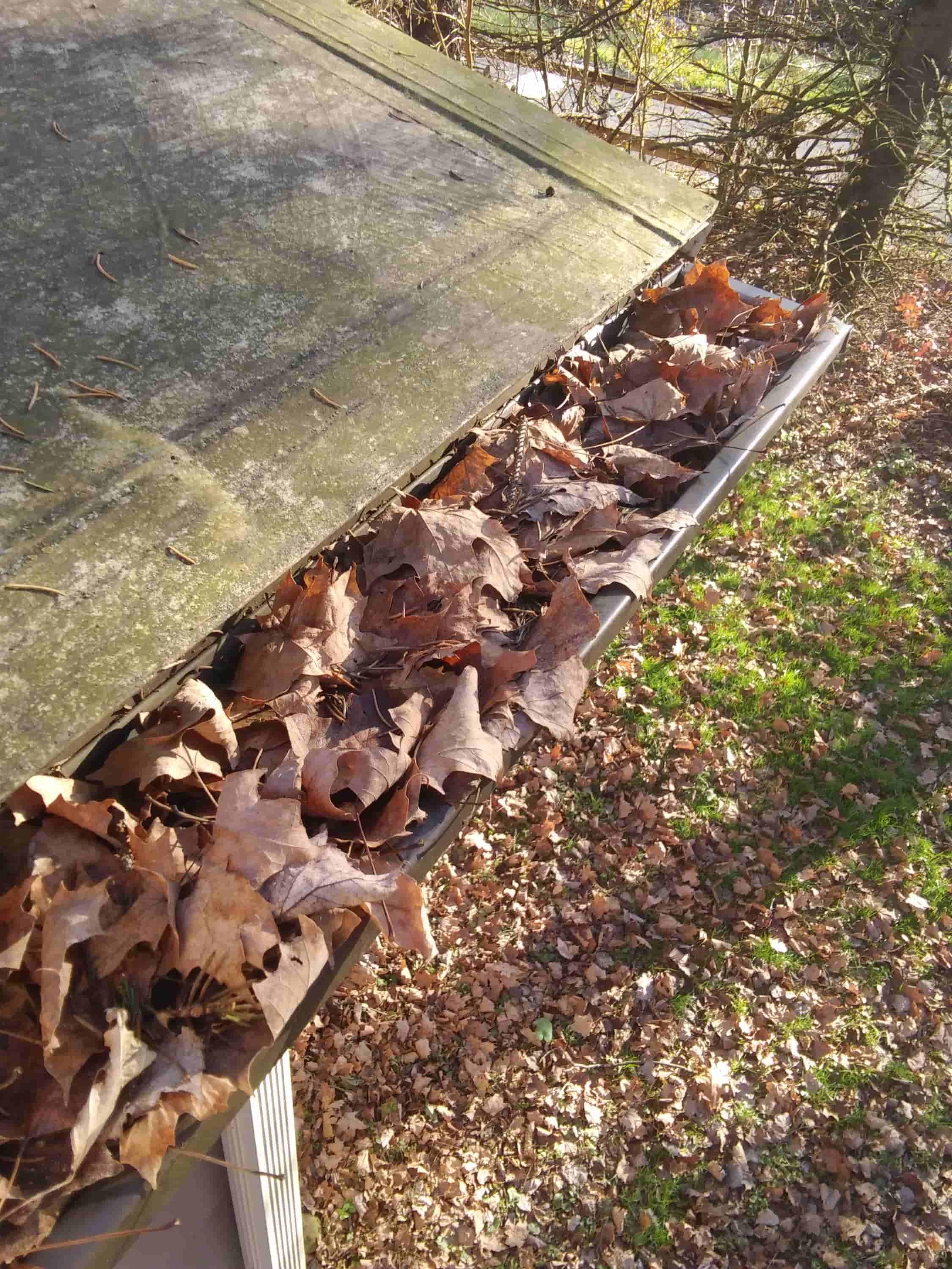 warehouse gutter cleaning