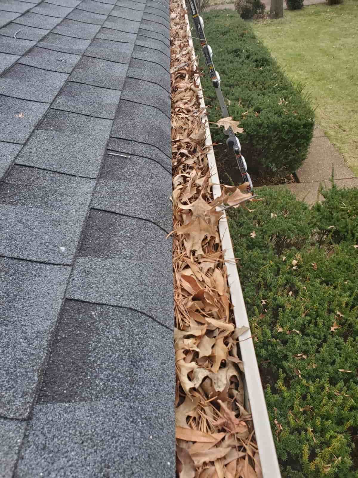cleaning white gutters