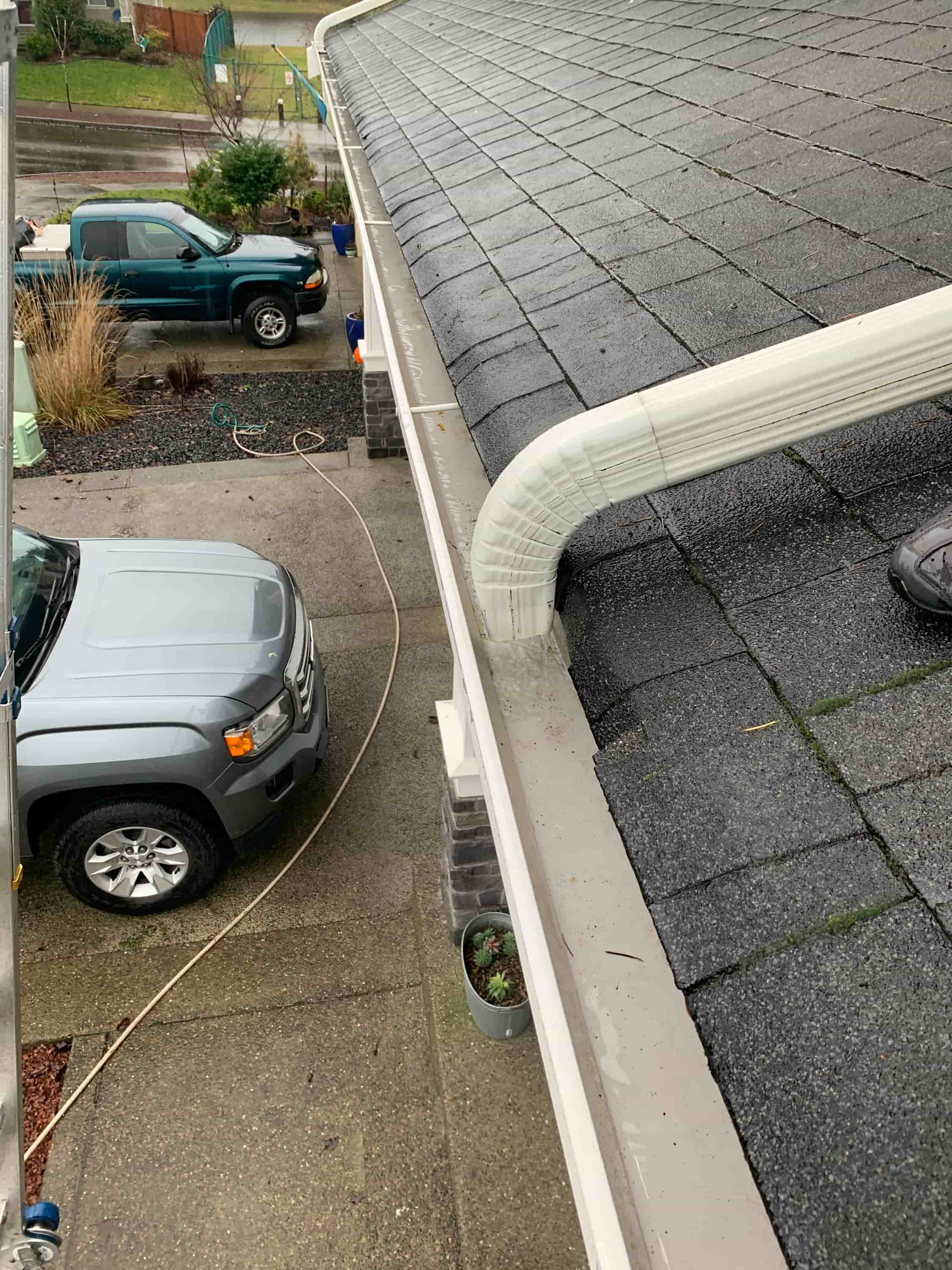 height of ladder to clean gutters