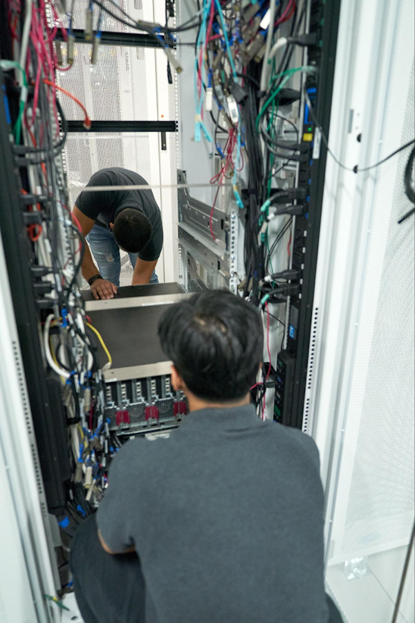 http://storage.googleapis.com/gweb-cloudblog-publish/images/7B_Wayfair_Donation____Transform.max-900x900.jpg
