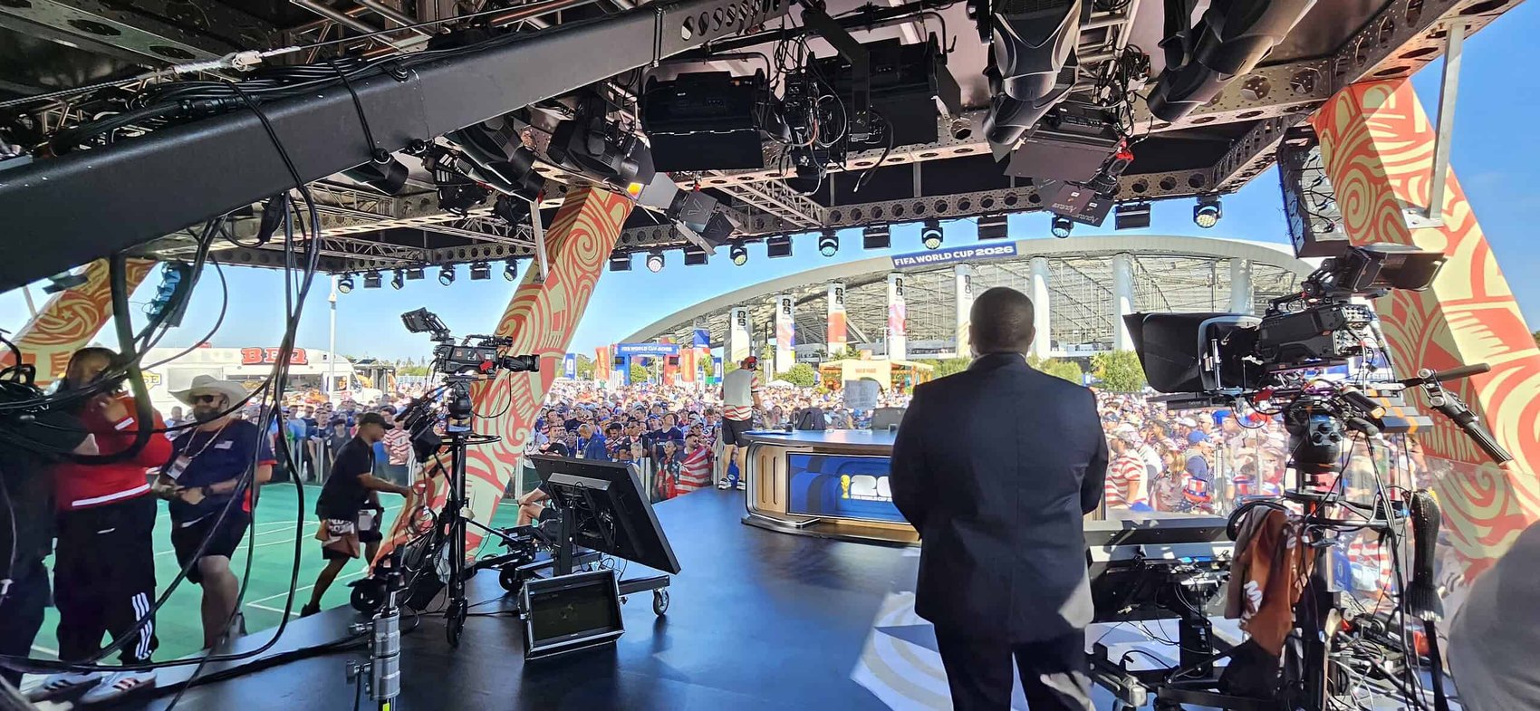 https://storage.googleapis.com/gweb-cloudblog-publish/images/FOX-Sports-World-Cup-Broadcast-Location2.max-1700x1700.jpg