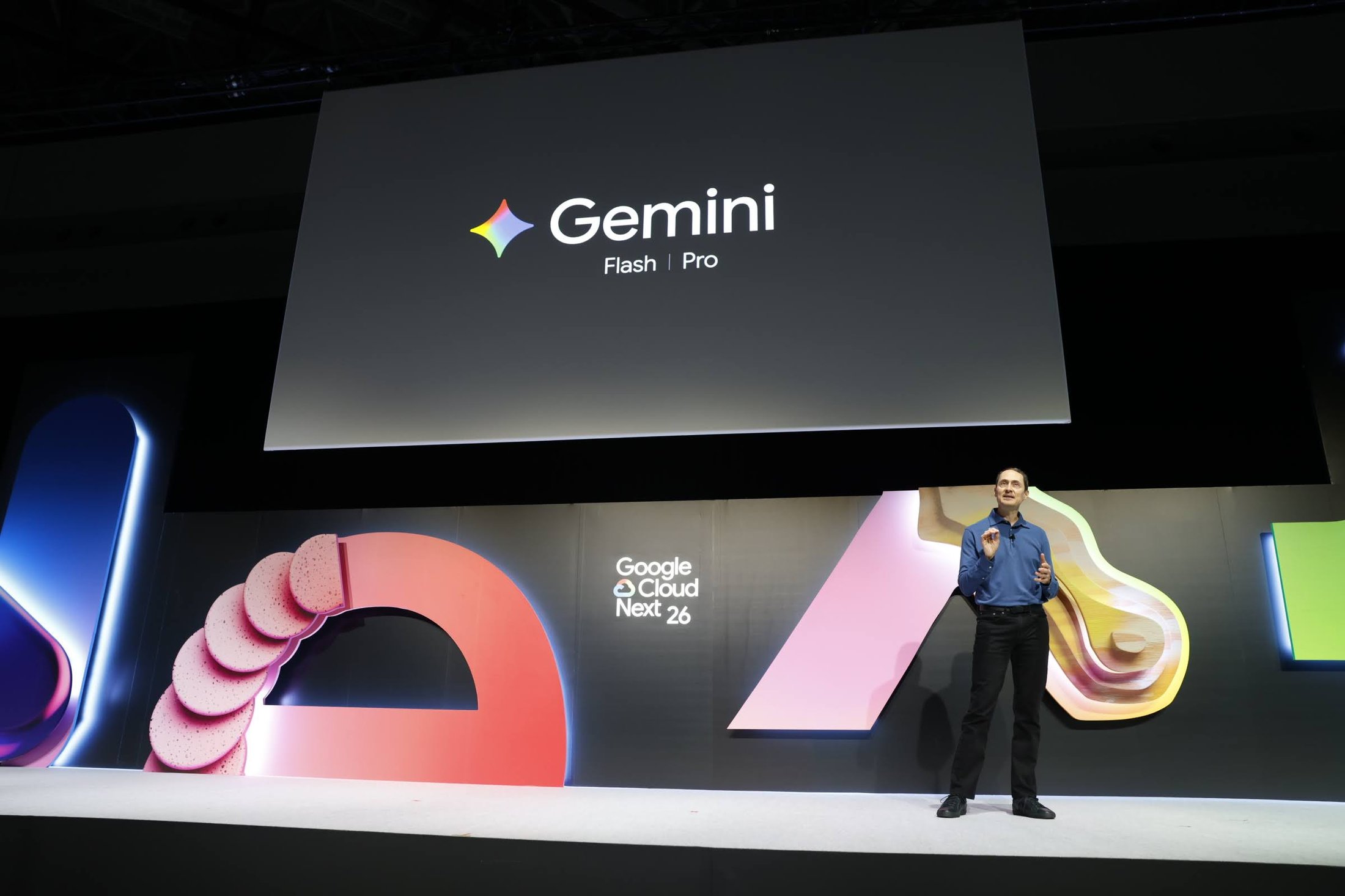 https://storage.googleapis.com/gweb-cloudblog-publish/images/brad.max-2200x2200.jpg