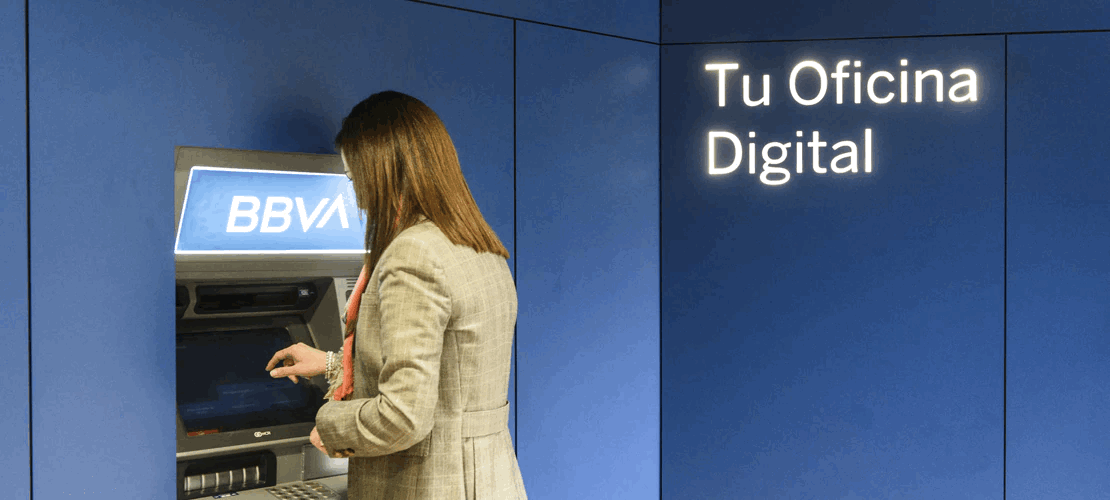 https://storage.googleapis.com/gweb-cloudblog-publish/original_images/cajero-bbva-blue-branch-velazquez.gif