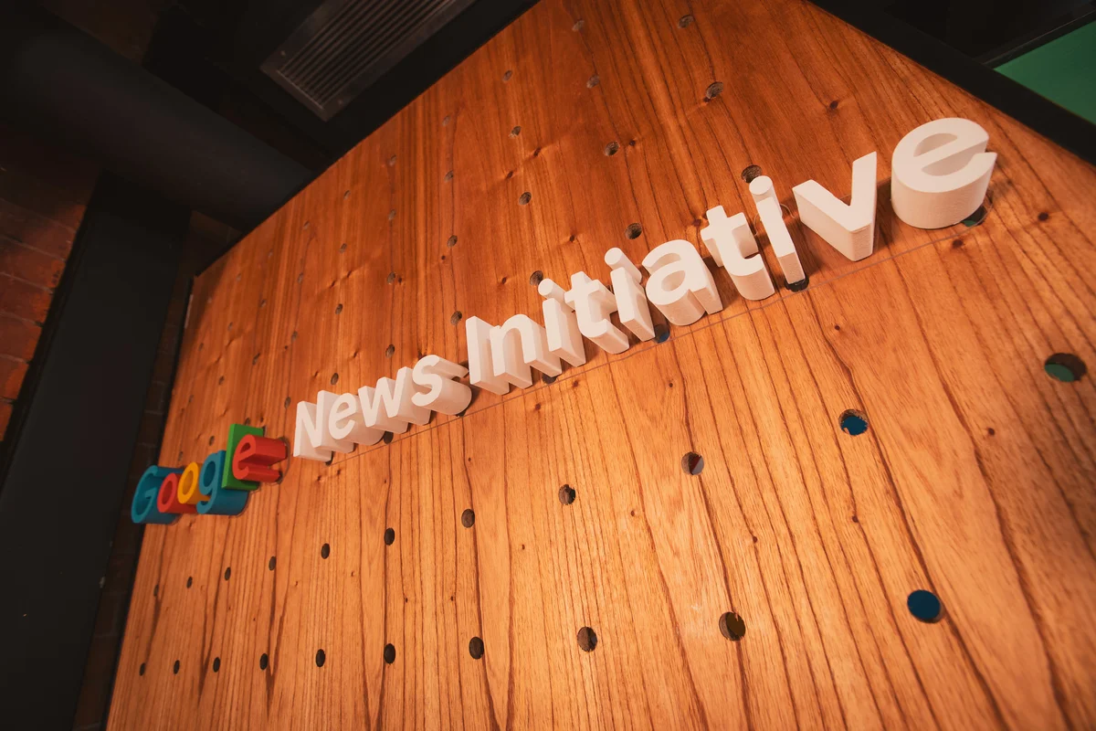 Resumen de las iniciativas de la Google News Initiative en 2023