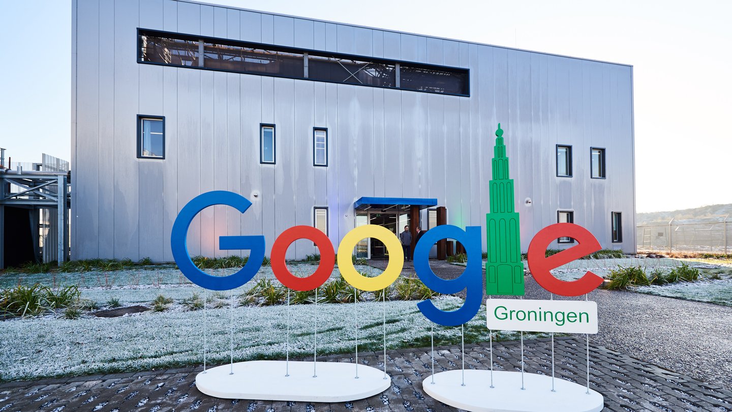 Dutch datacenter is first for Google: powered by 100% renewable energy from day one