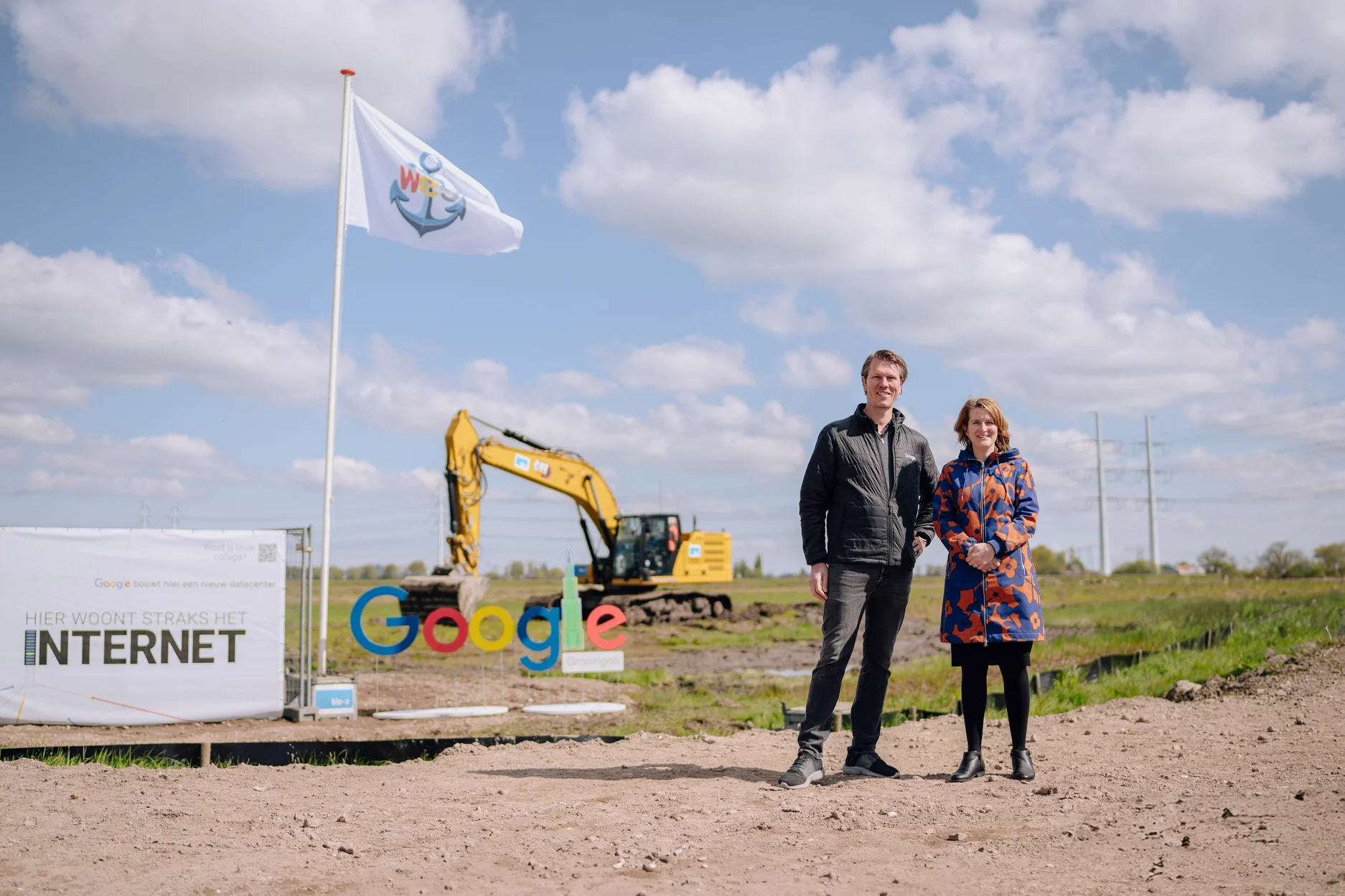 Afbeelding van de bouw van een nieuw datacenter op het bedrijventerrein Westpoort in Groningen.