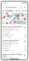 Ecran de téléphone montre quelqu'un utilisant Google Maps pour rechercher des chargeurs de VE. Dans la liste des chargeurs, ils sélectionnent une option qui précise « vos charges » afin de ne voir que les chargeurs compatibles avec sa voiture. L’utilisateur fait défiler les options pour en savoir plus sur la vitesse du chargeur et la date de sa dernière utilisation. Il appuie sur une option et est redirigé vers la page de cet emplacement sur Google Maps.