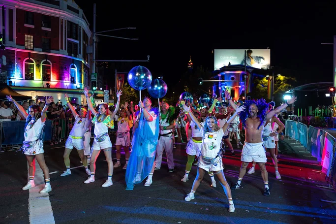 Googlers dancing in the Sydney Gay and Lesbian Mardi Gras