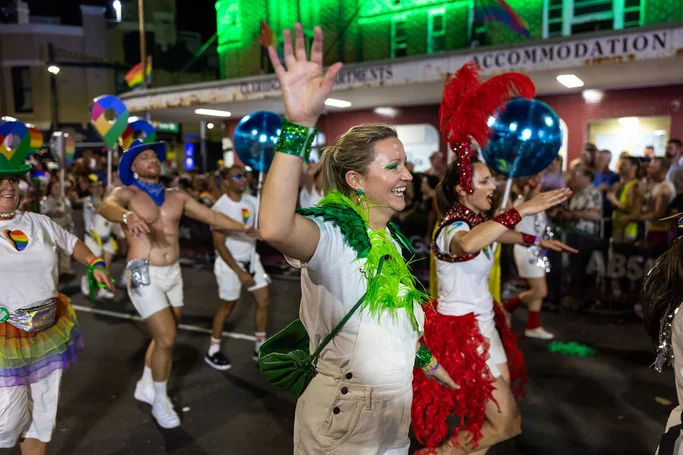 Googlers dancing in the Sydney Gay and Lesbian Mardi Gras