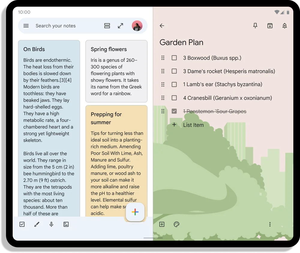 A Pixel Fold displaying Google Keep in a two-pane layout