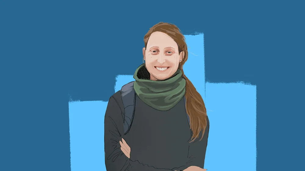 Illustration of Hadas Jacobi with her arms crossed and smiling in front of a blue background