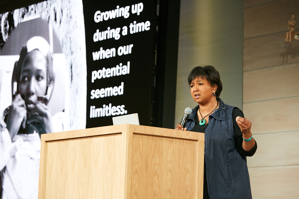 IO_19_Astronaut Mae Jemison.jpg