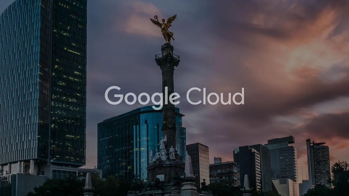 Logo de Google Cloud sobre el Angel de la Independencia