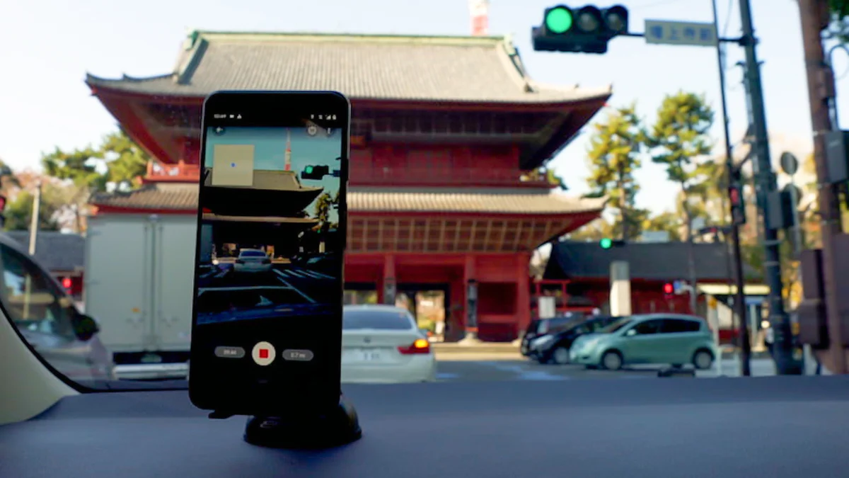 The Street View app connected photos feature in Japan