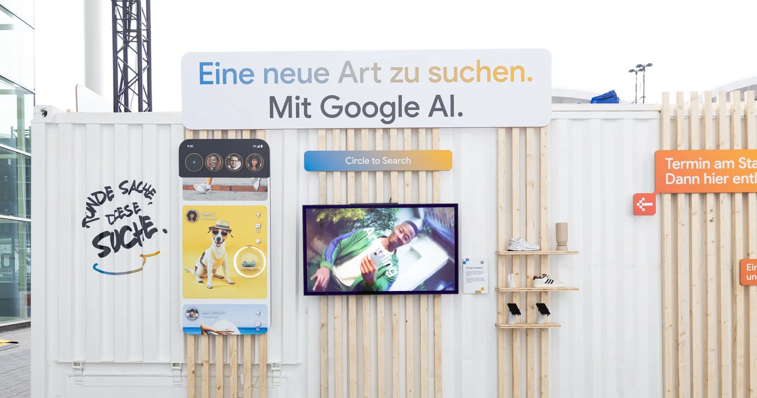 Dieses Bild zeigt den Google-Stand beim diesjährigen OMR-Festival in Hamburg