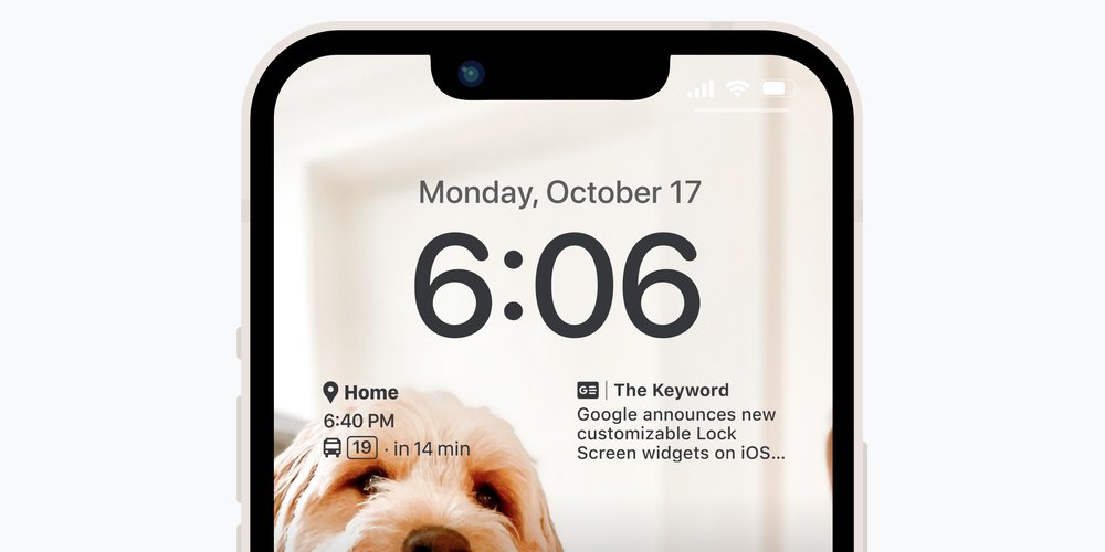 Una pantalla de bloqueo de iPhone con una foto de un perro y los widgets de Maps y News Lock Screen. El widget de Mapas muestra un tiempo de viaje estimado a Casa en 14 minutos en el tren, mientras que el widget de Noticias muestra un titular que dice "La palabra clave: Google anuncia nuevos widgets de pantalla de bloqueo personalizables en iOS".