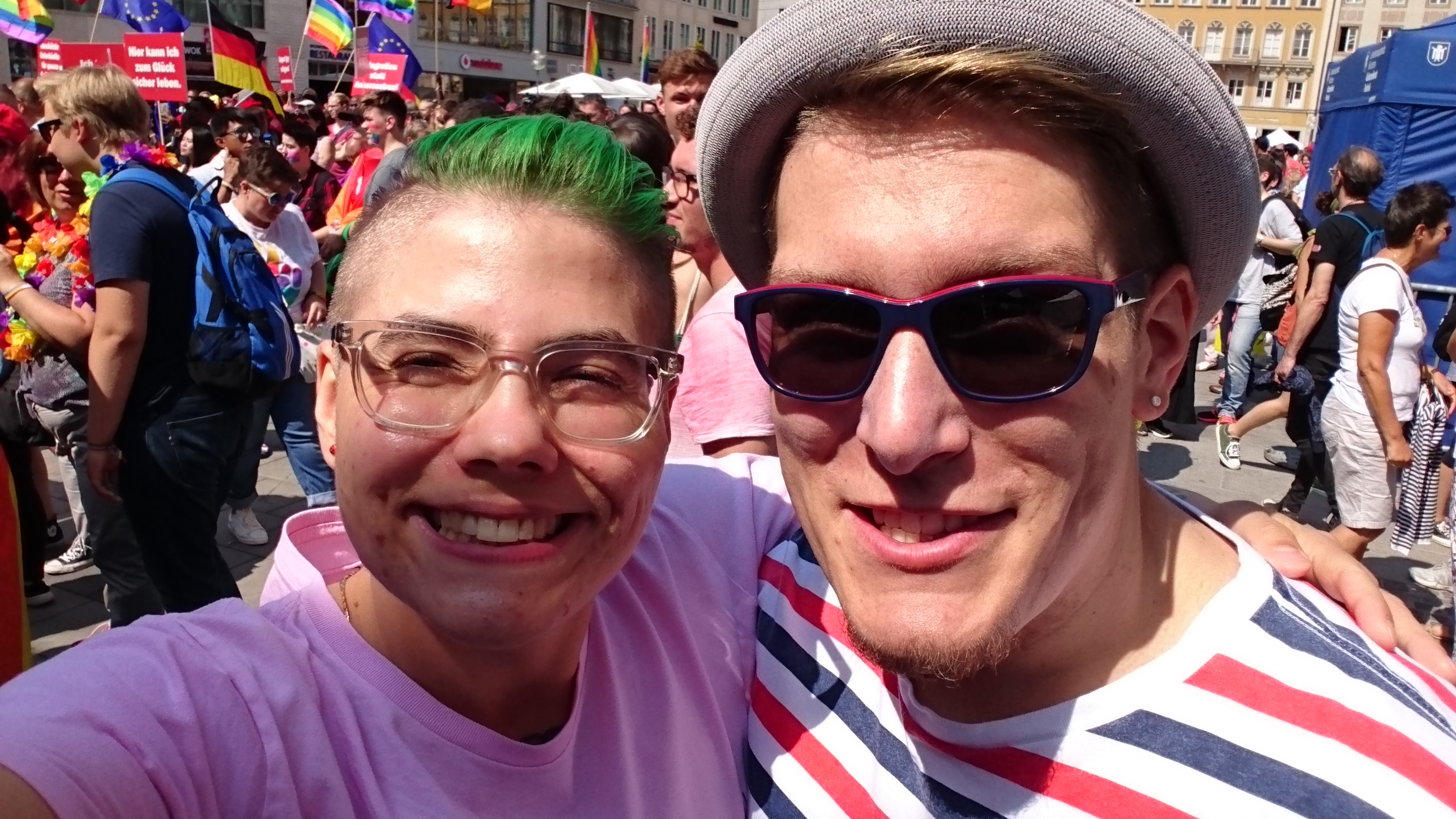 Selfie von Adrian Hausner und seinem Mann Stefan