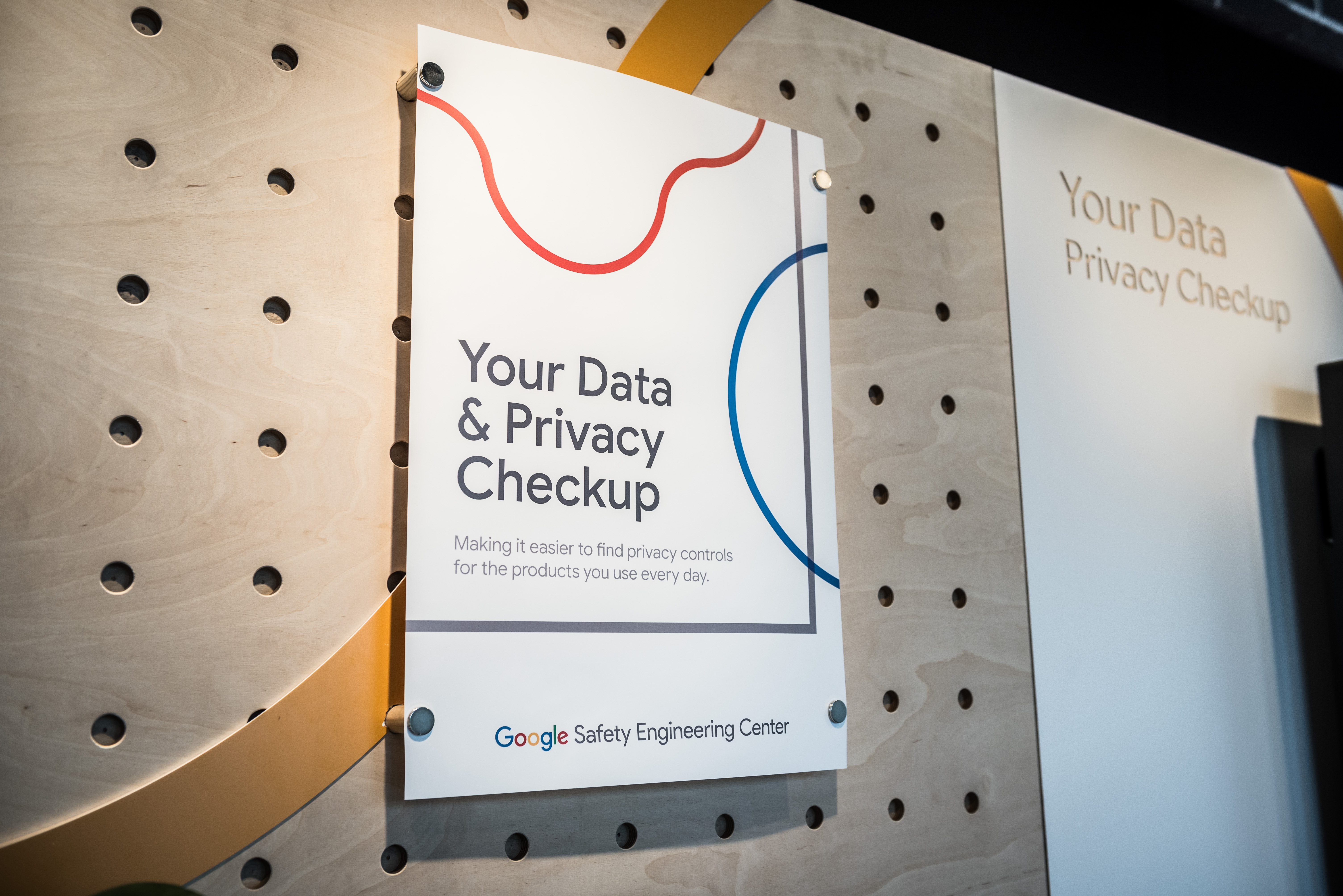 Dieses Bild zeigt eine “Datenschutz & Privatsphäre”-Illustration im GSEC