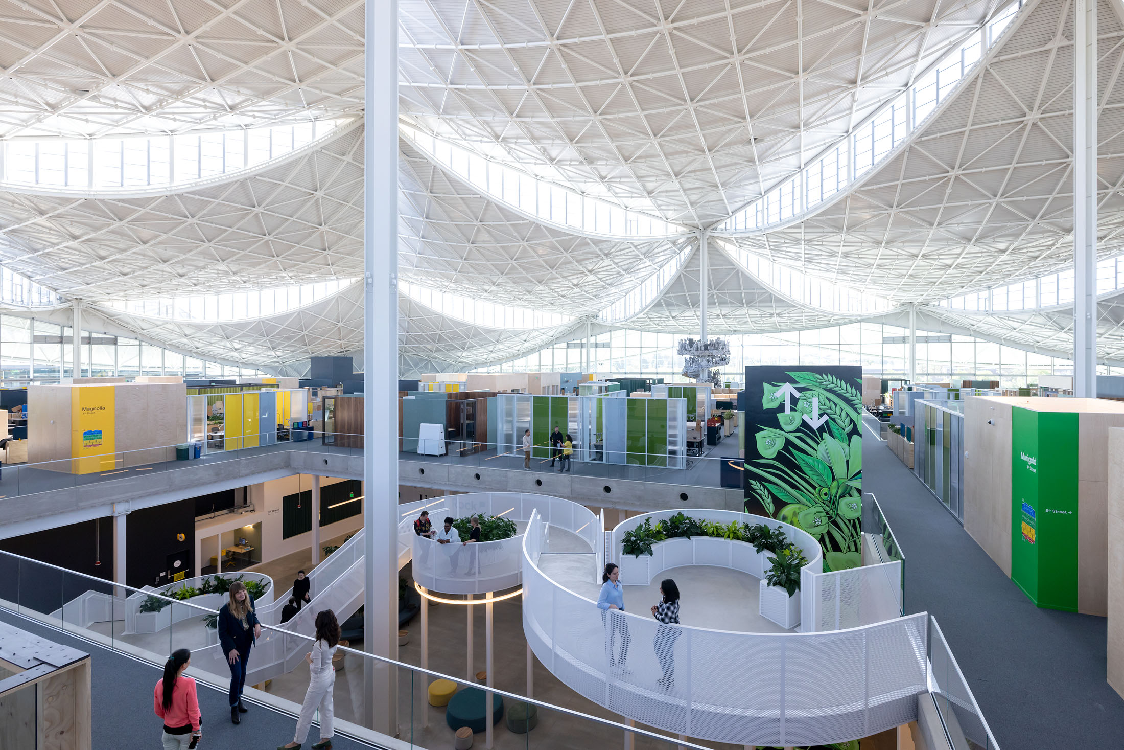 Google opens futuristic Mountain View campus where 4,000 will work